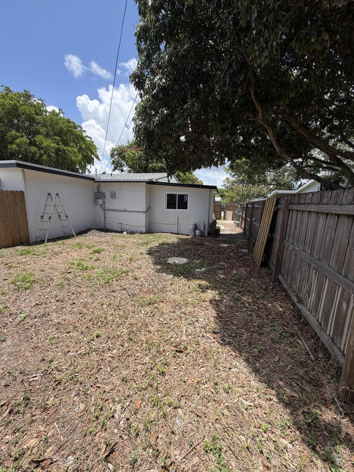 DILLMAN HEIGHTS 3 - Residential