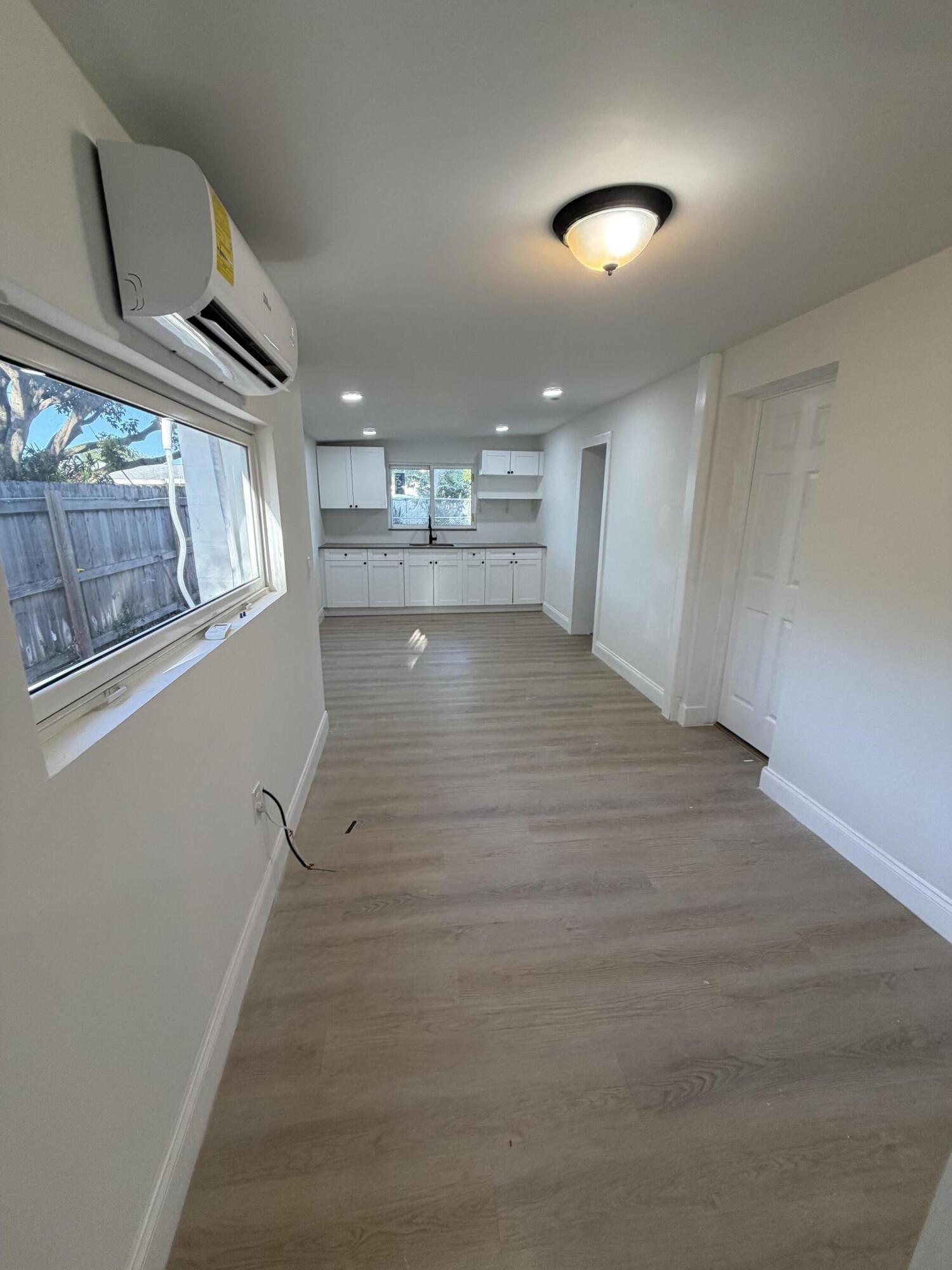 DILLMAN HEIGHTS 3 - Residential