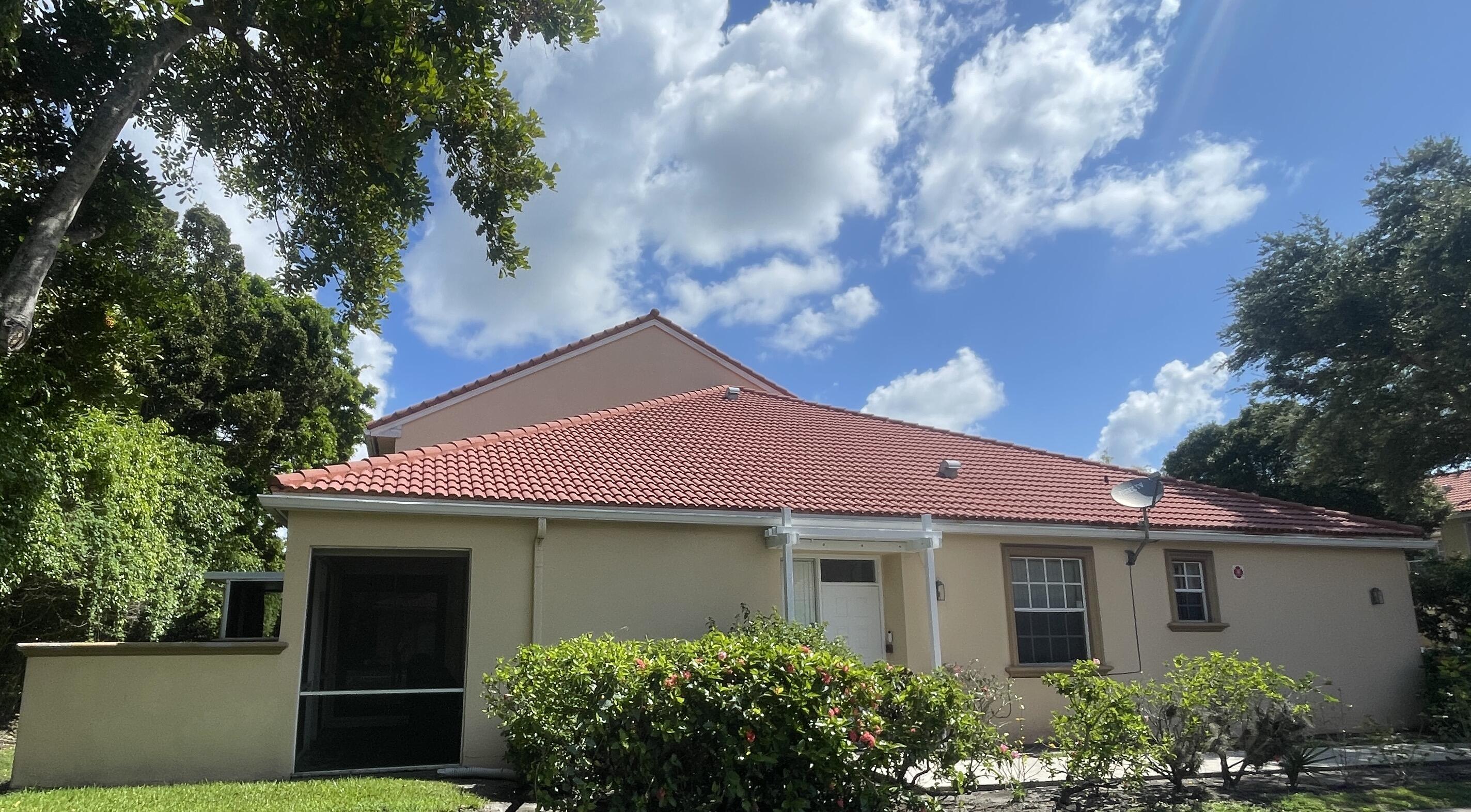 ROYAL PALM VILLAGE - Residential