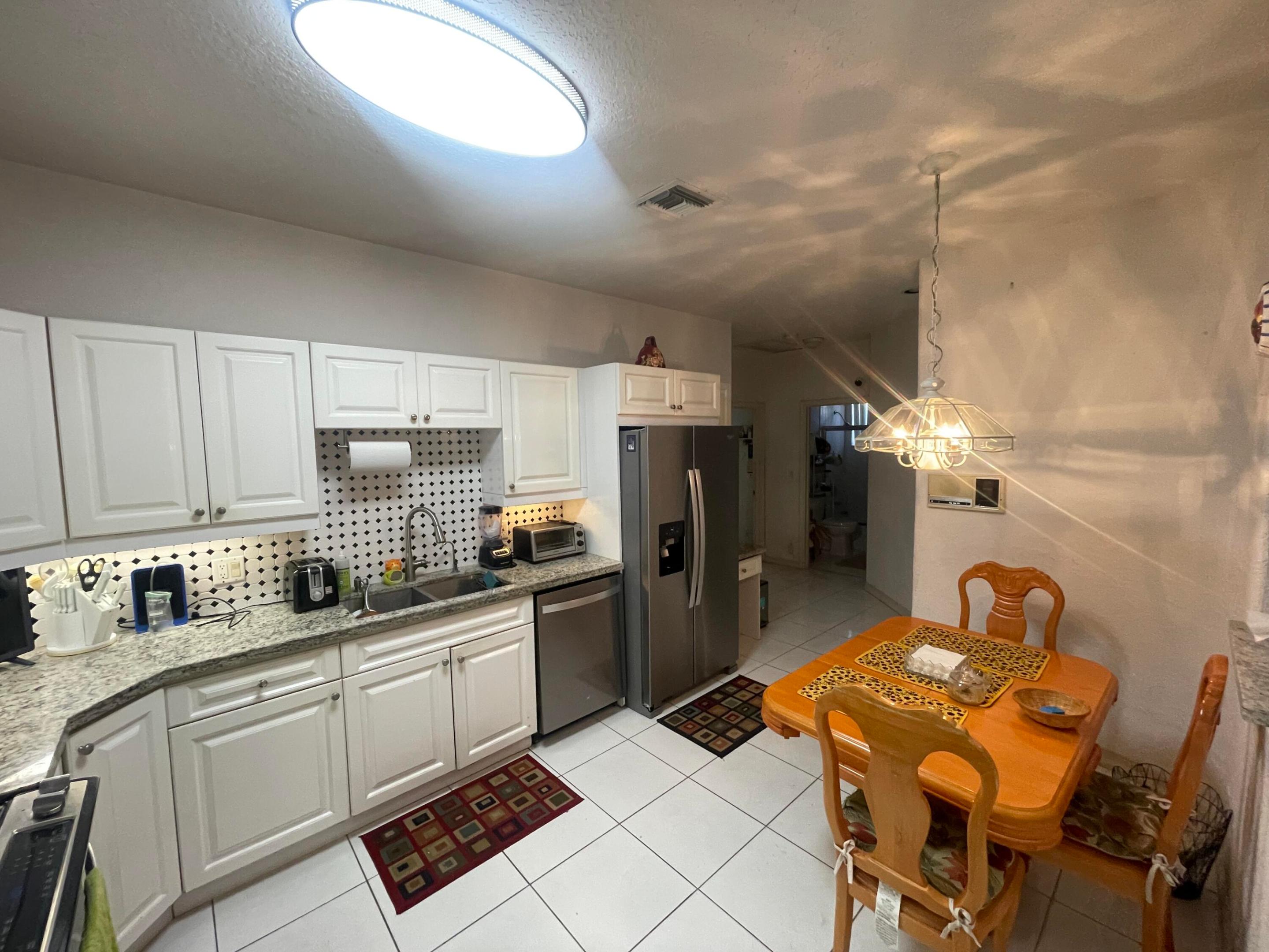ROYAL PALM VILLAGE - Residential