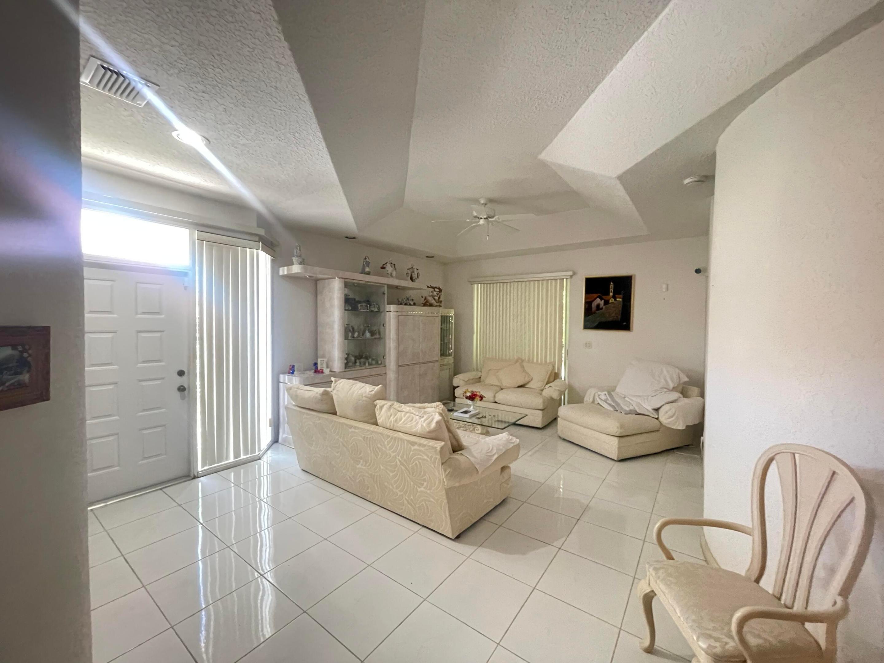 ROYAL PALM VILLAGE - Residential