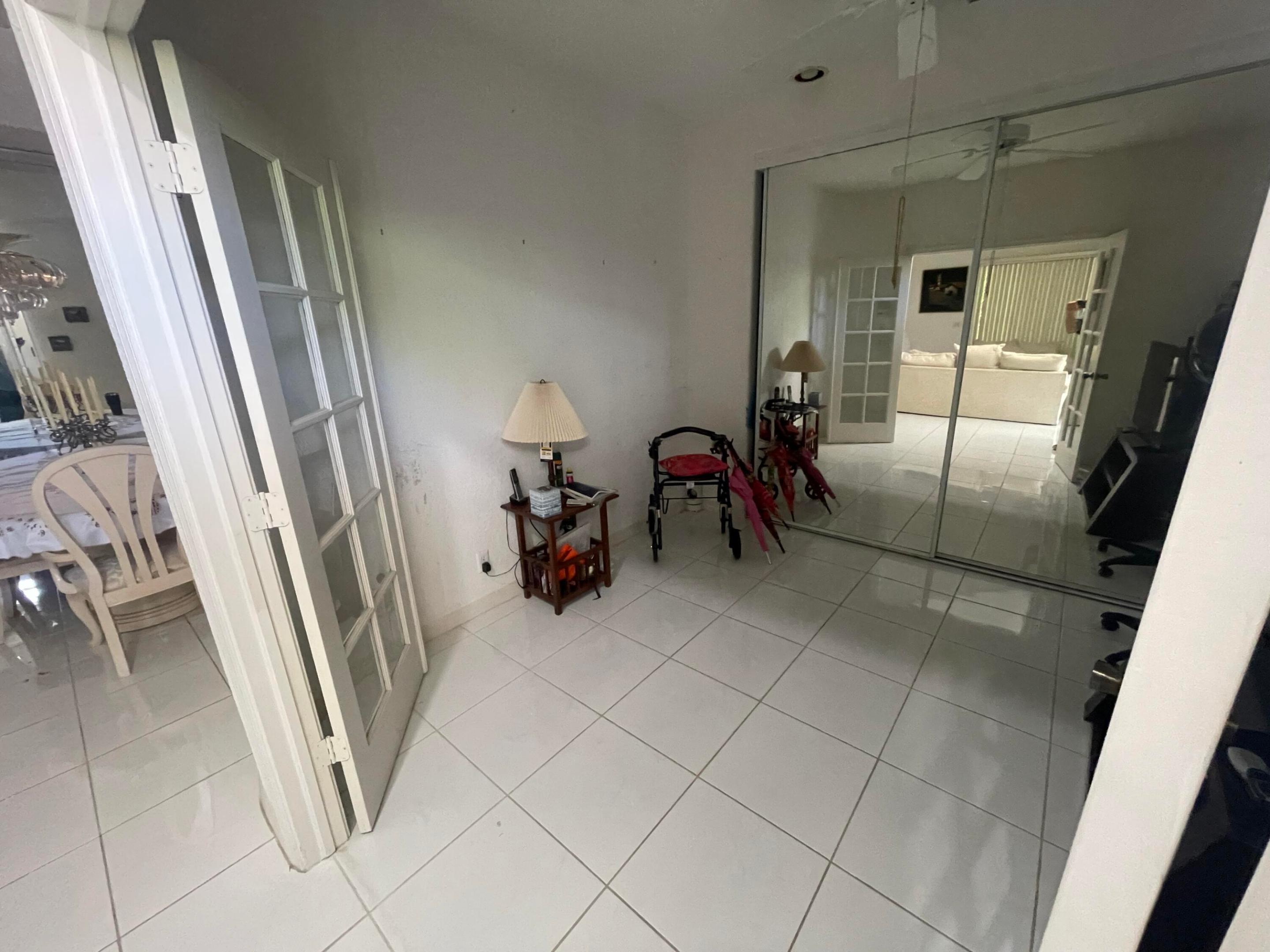ROYAL PALM VILLAGE - Residential