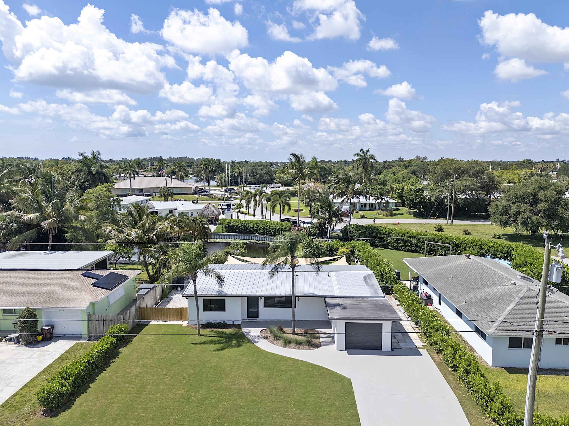 LAKE CLARKE NORTH - Residential