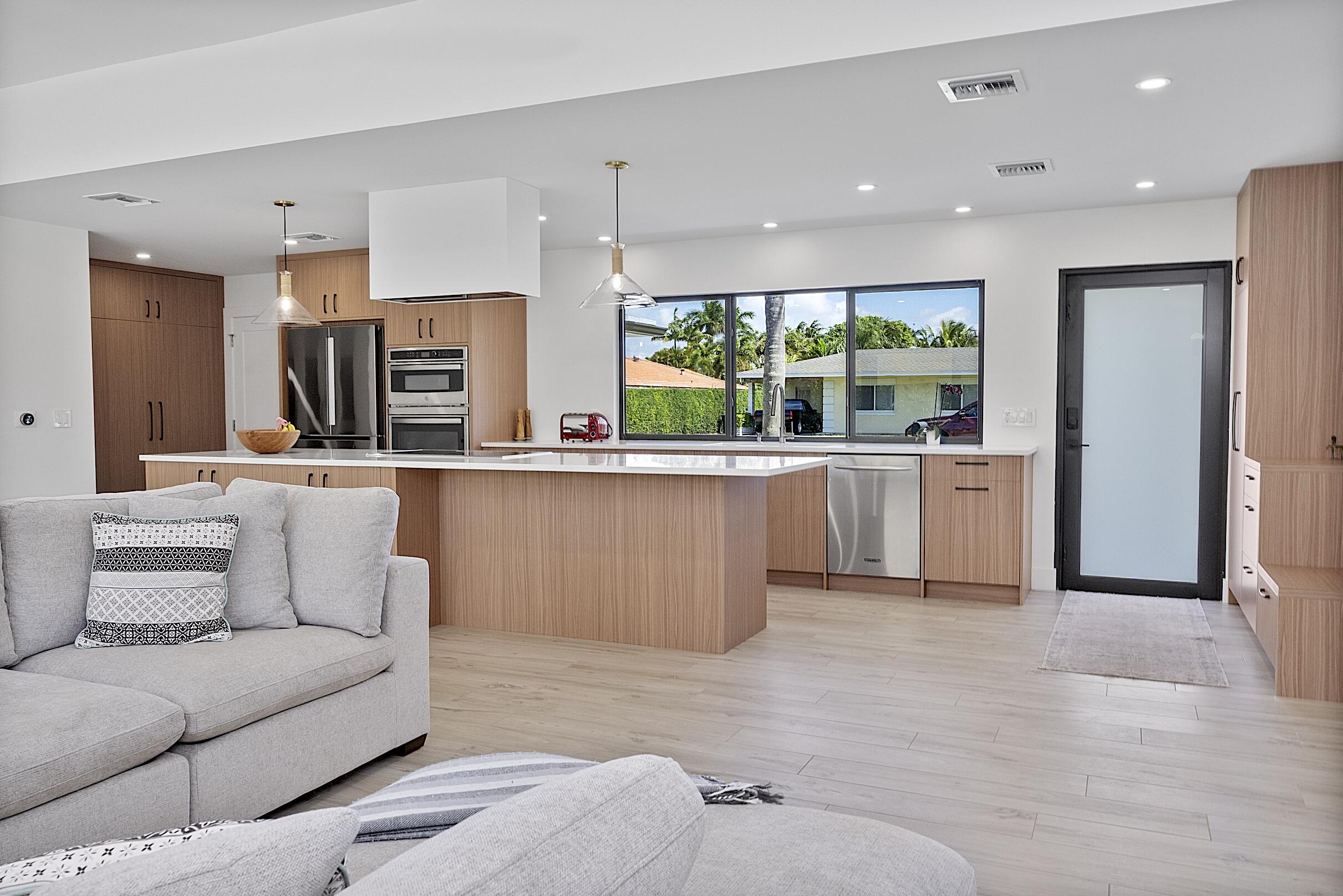 LAKE CLARKE NORTH - Residential