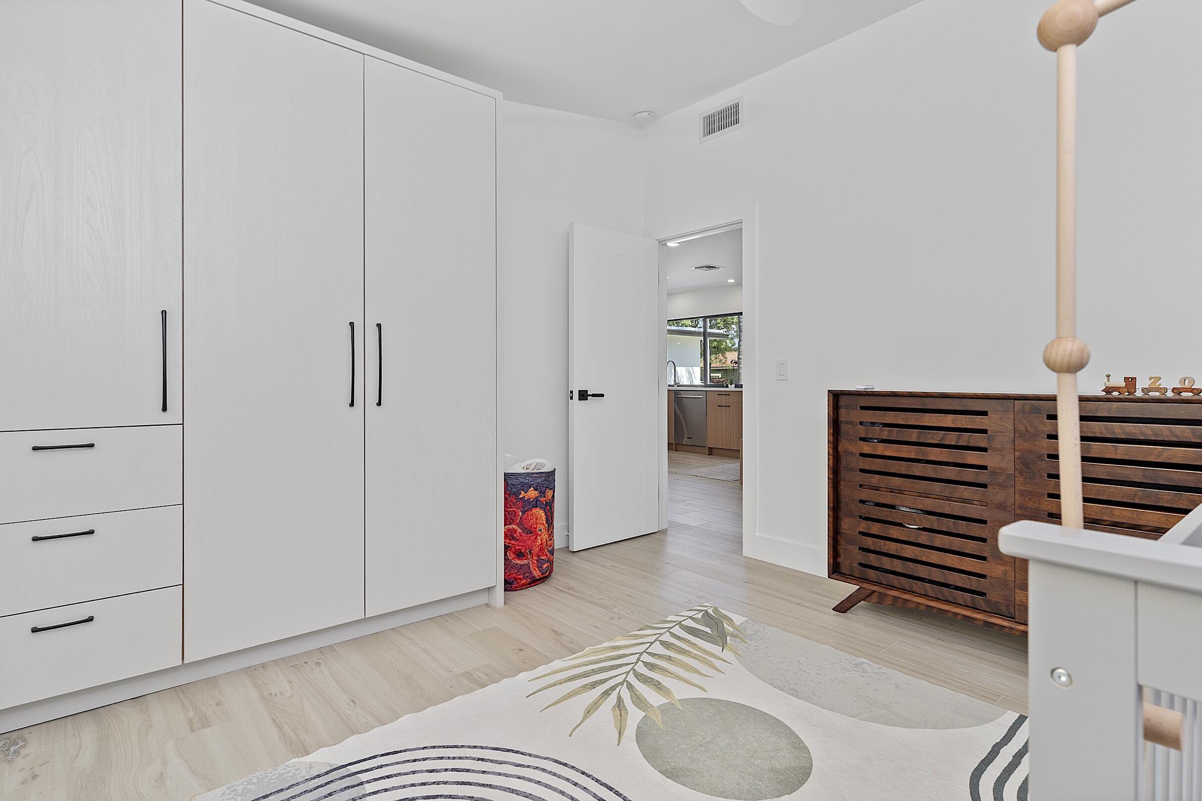 LAKE CLARKE NORTH - Residential