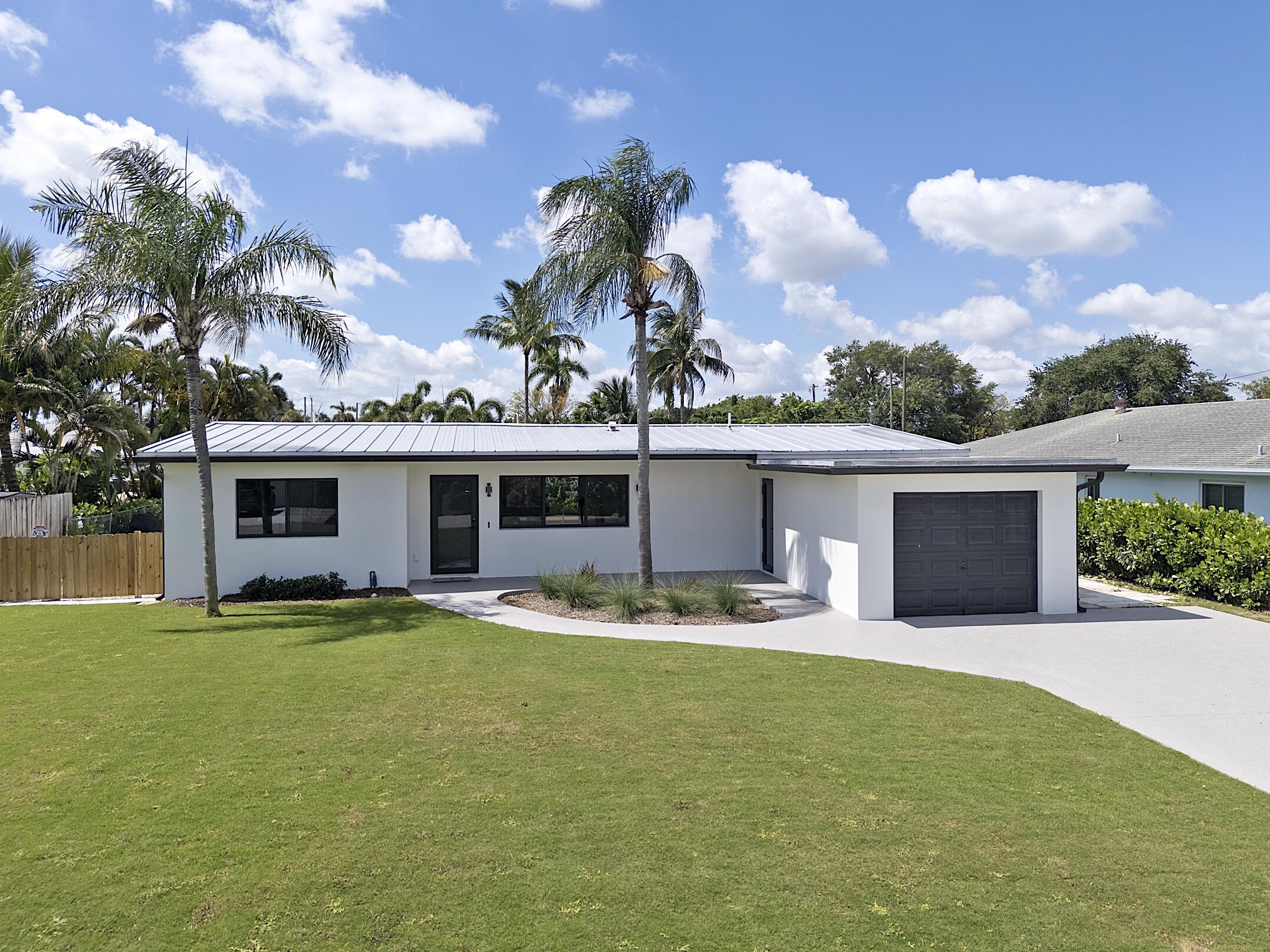 LAKE CLARKE NORTH - Residential