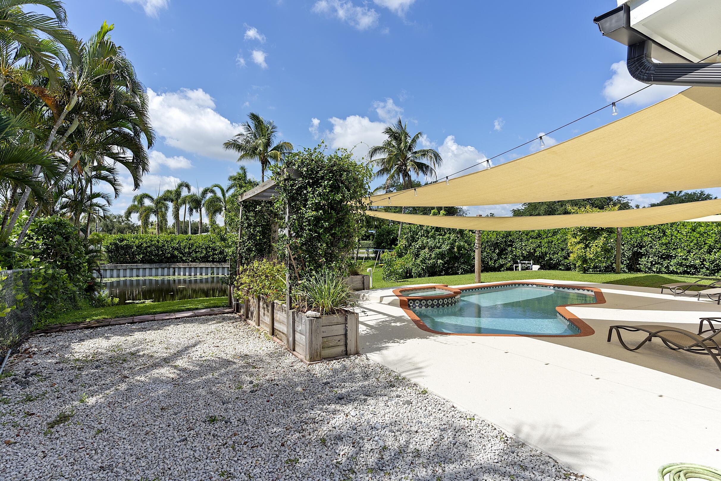 LAKE CLARKE NORTH - Residential
