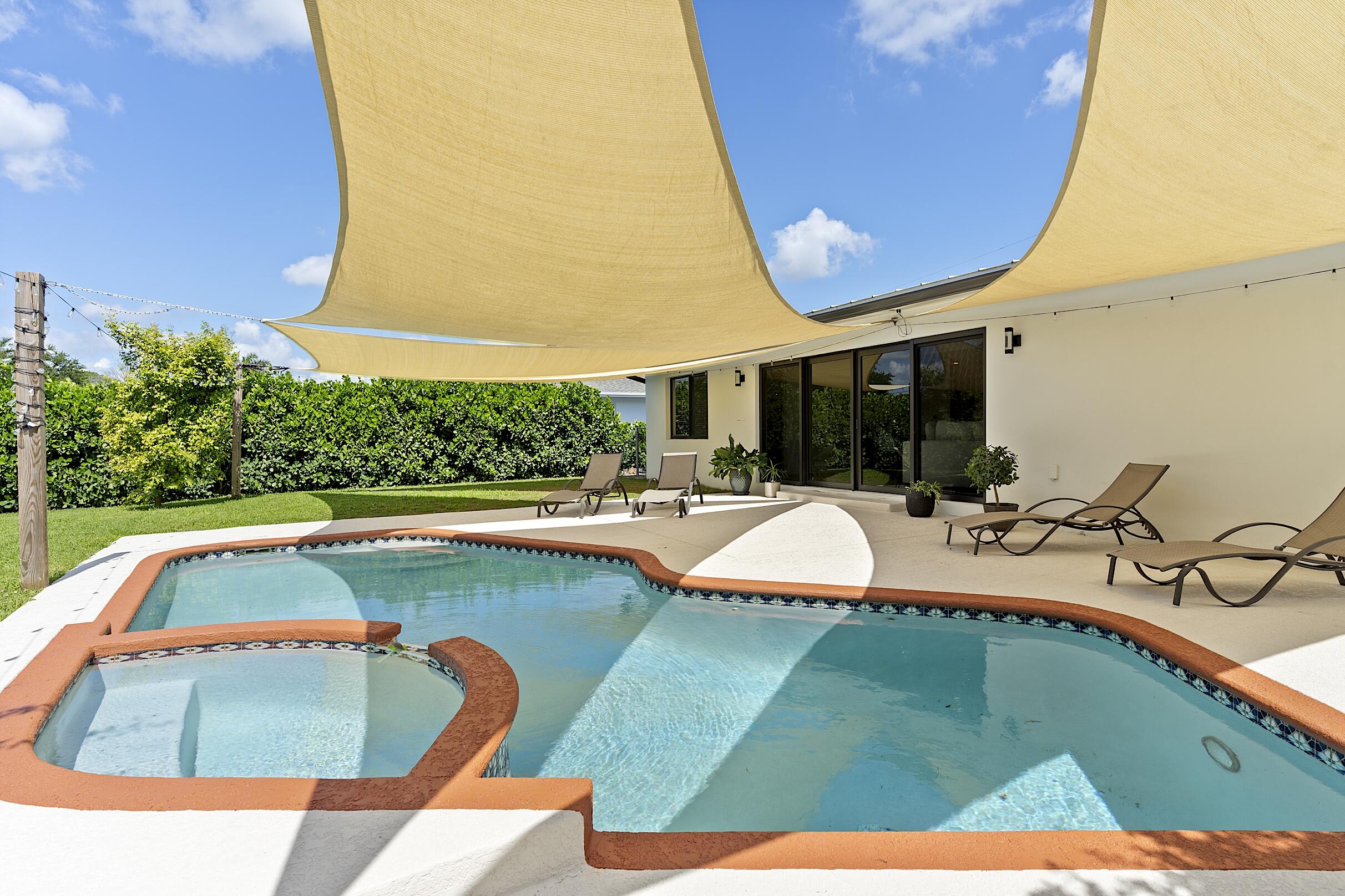 LAKE CLARKE NORTH - Residential