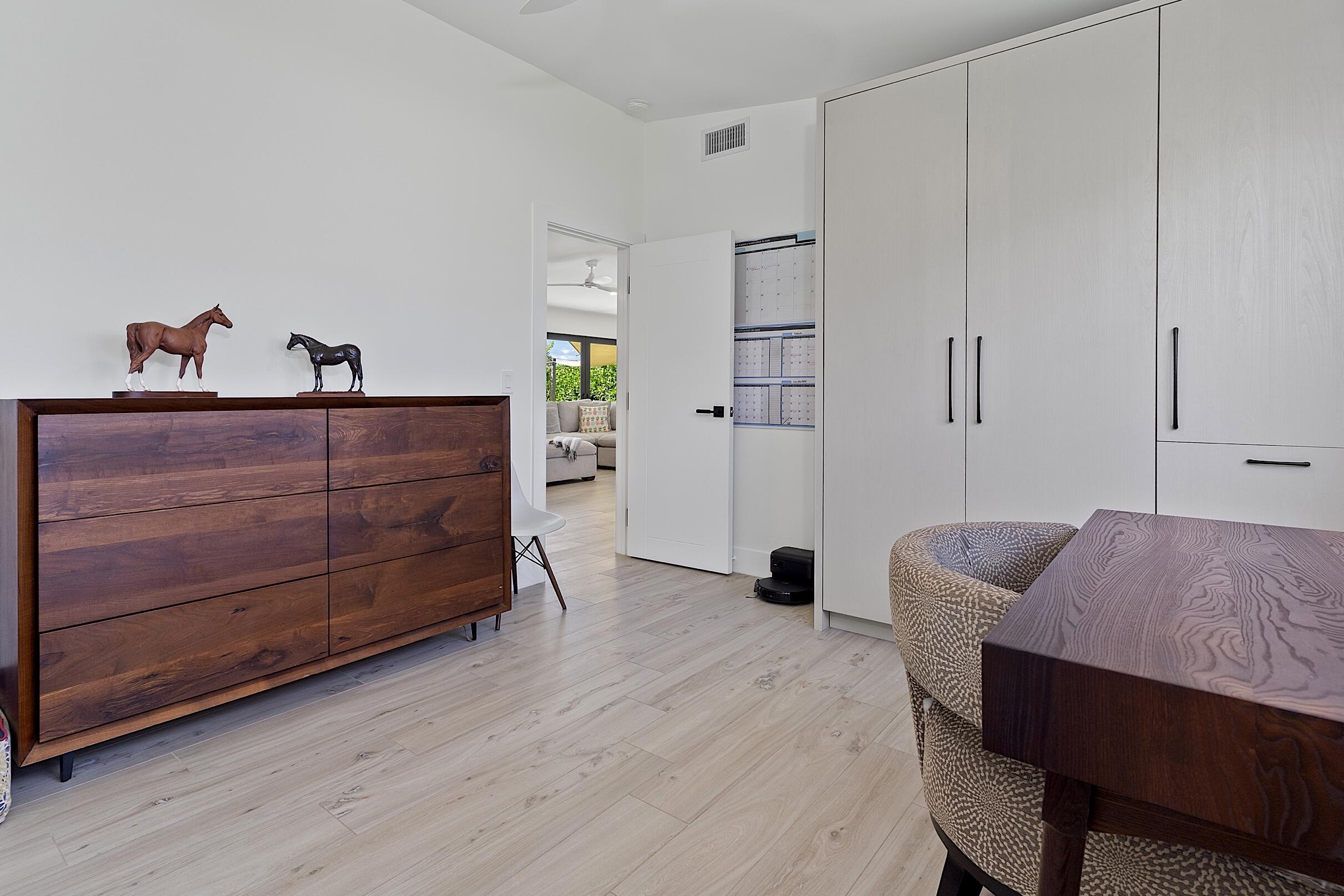 LAKE CLARKE NORTH - Residential