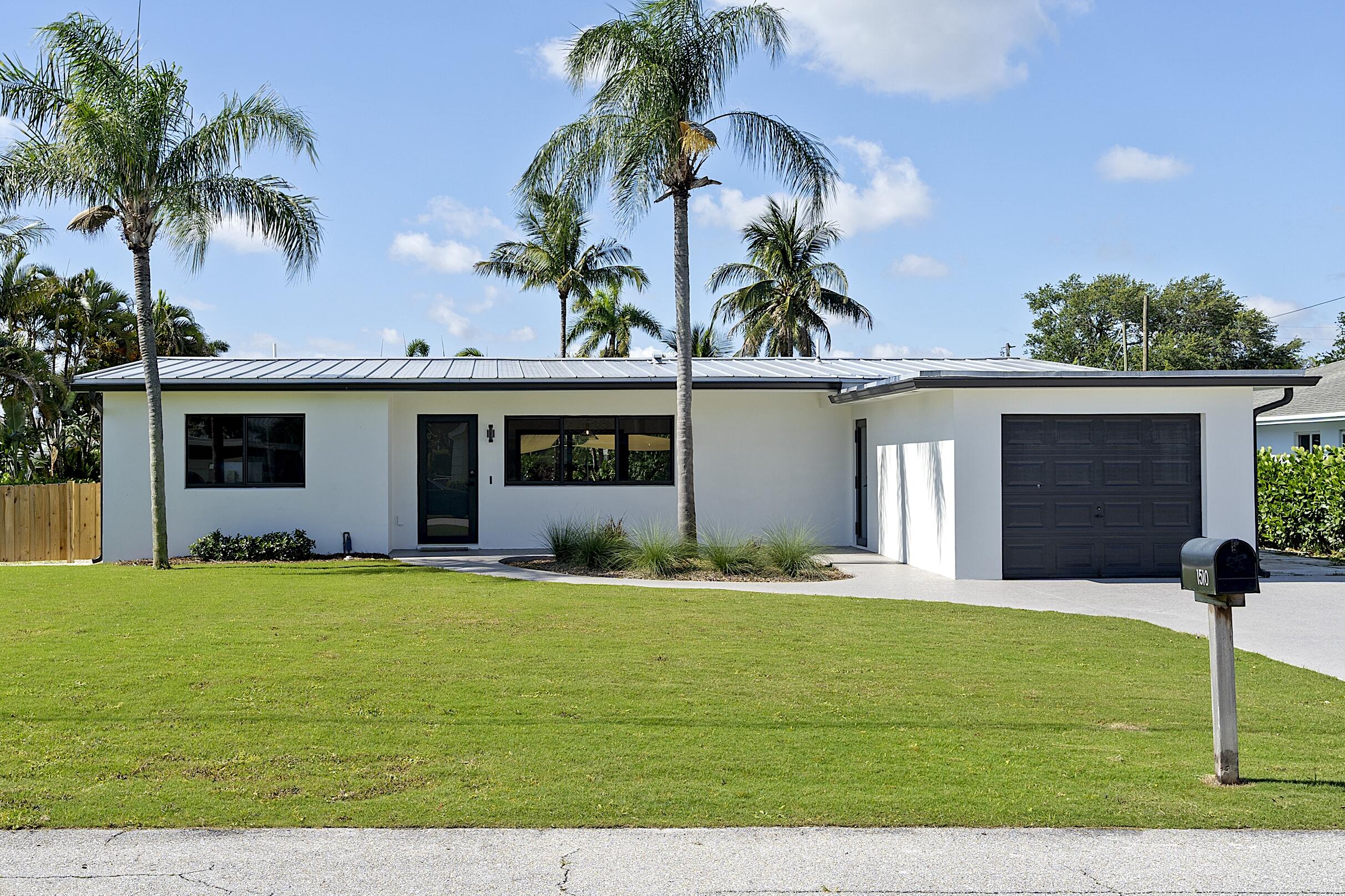 LAKE CLARKE NORTH - Residential