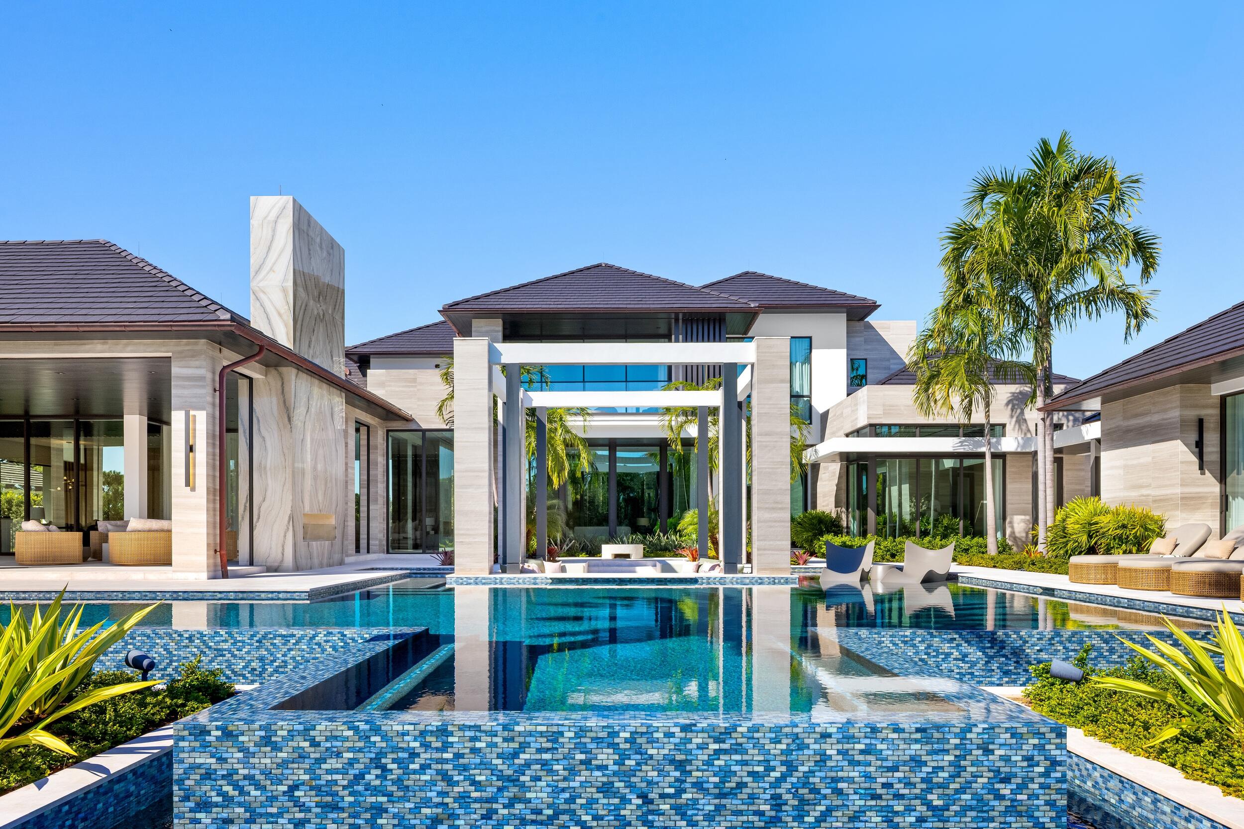 BEARS CLUB - Residential