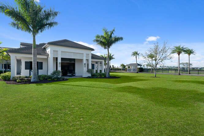 WELLINGTON PRESERVE REPLAT NO 3 - Residential