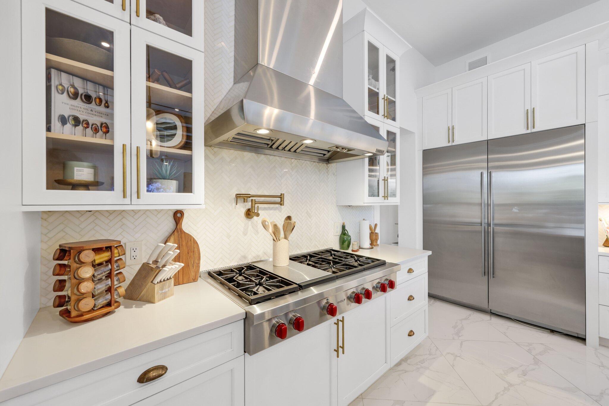 PALM BEACH ISLES 1 - Residential