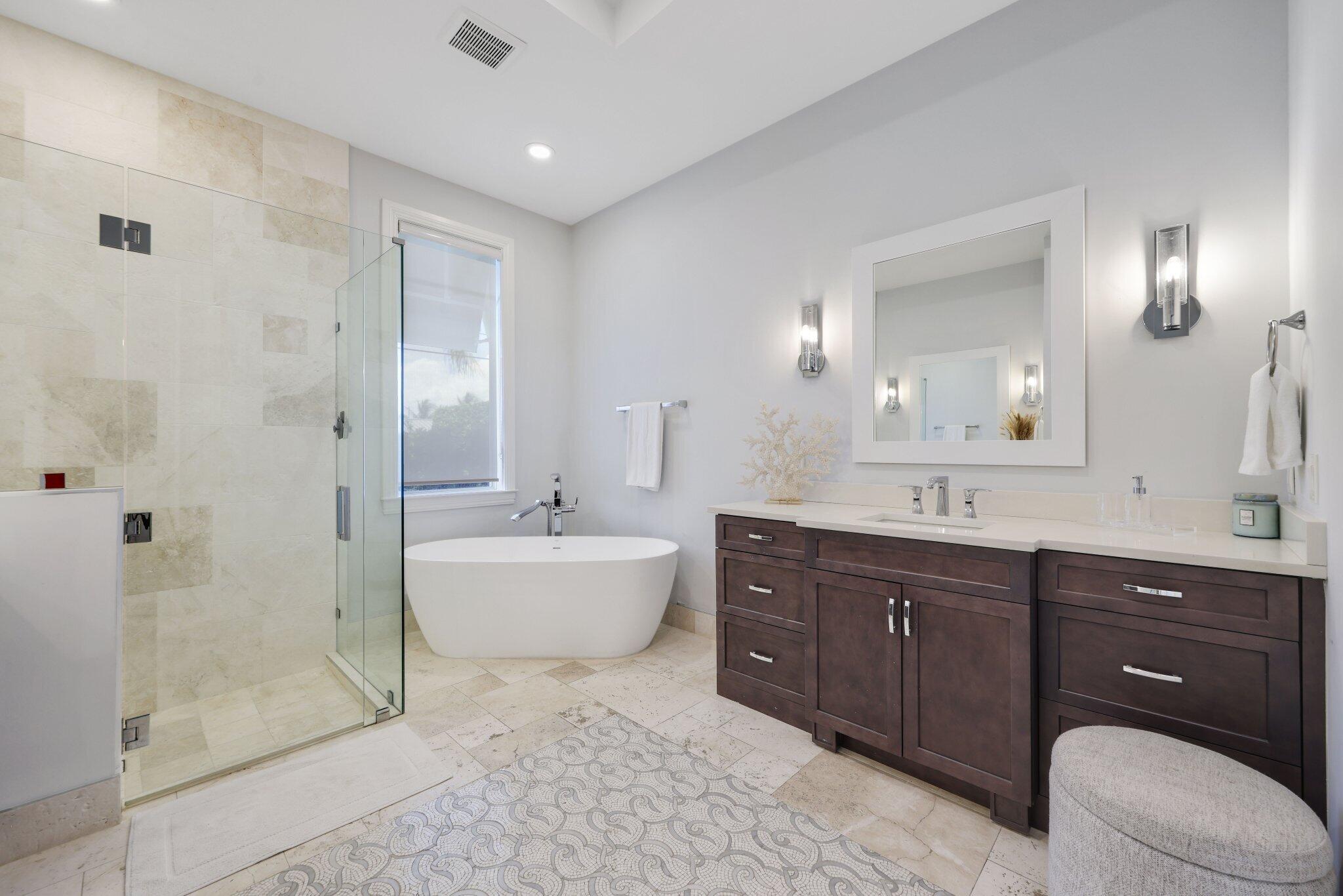 PALM BEACH ISLES 1 - Residential