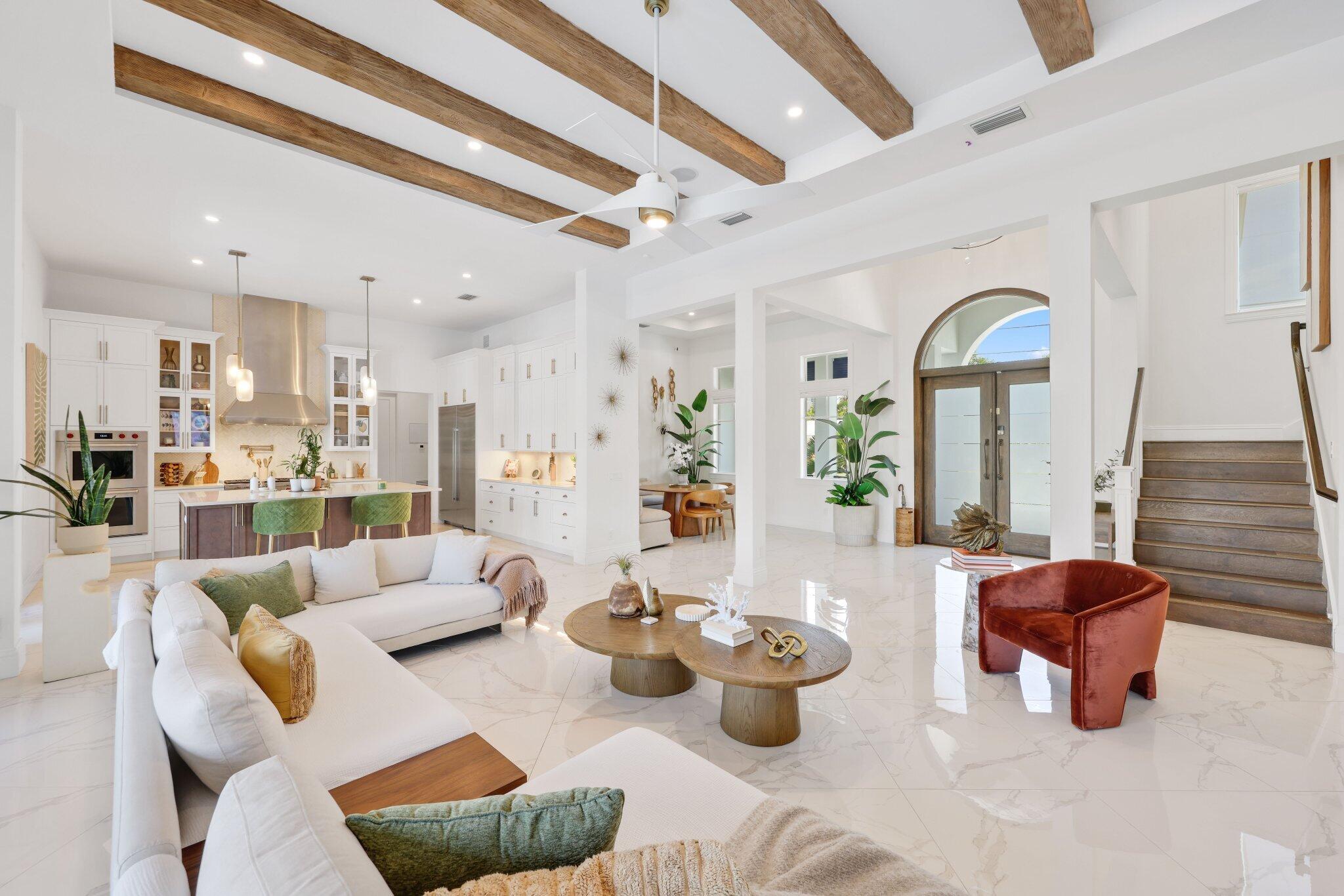 PALM BEACH ISLES 1 - Residential