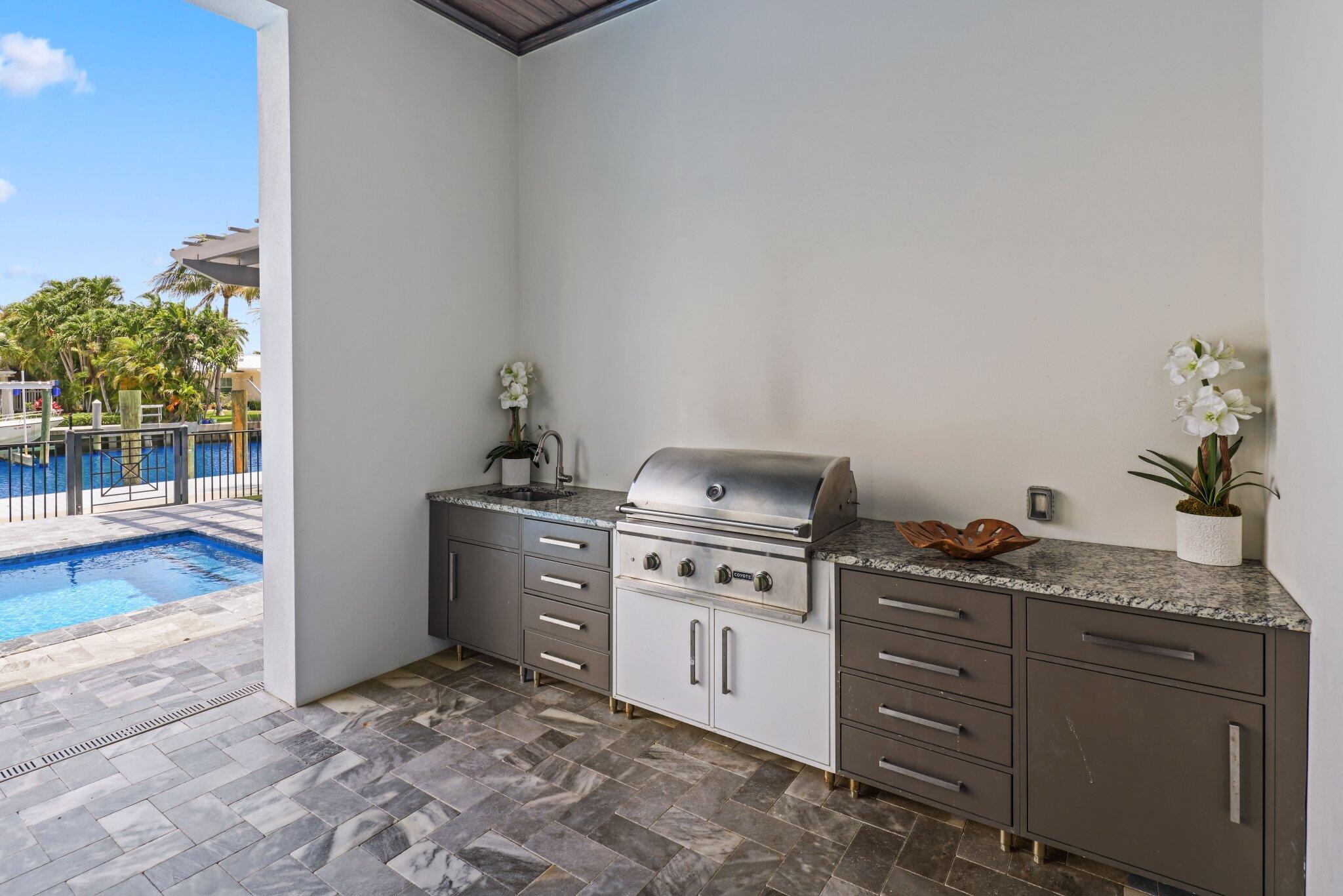 PALM BEACH ISLES 1 - Residential