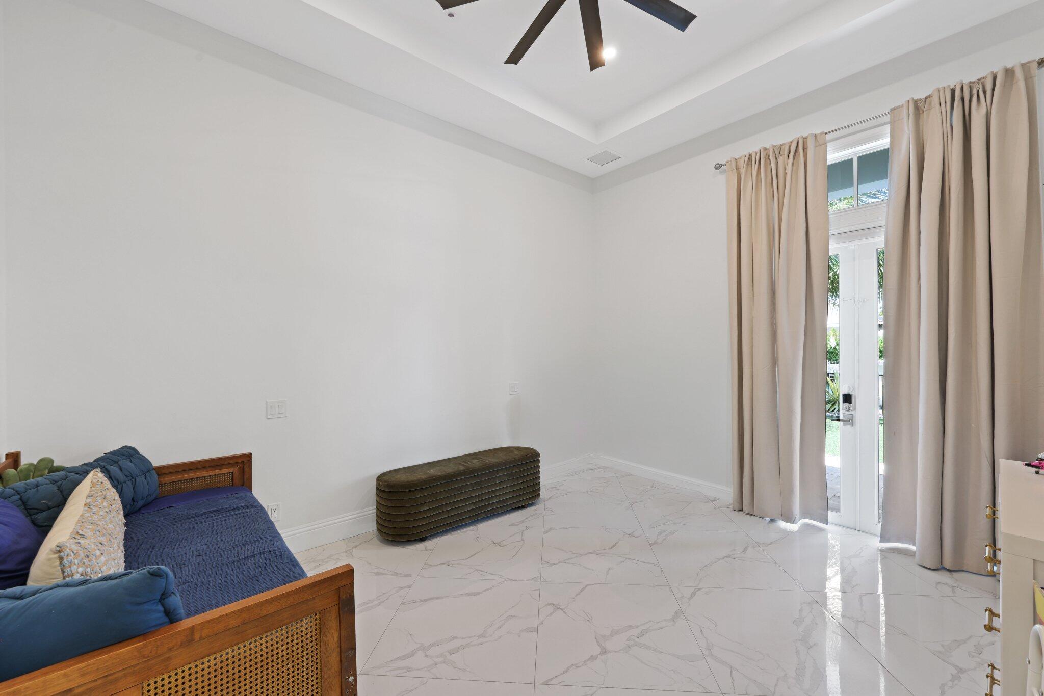 PALM BEACH ISLES 1 - Residential