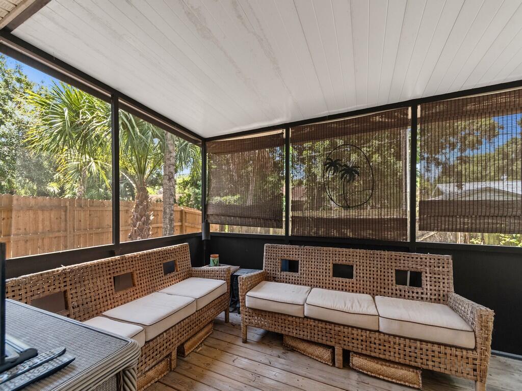 PINE TREE PARK UNIT NO 4 - Residential