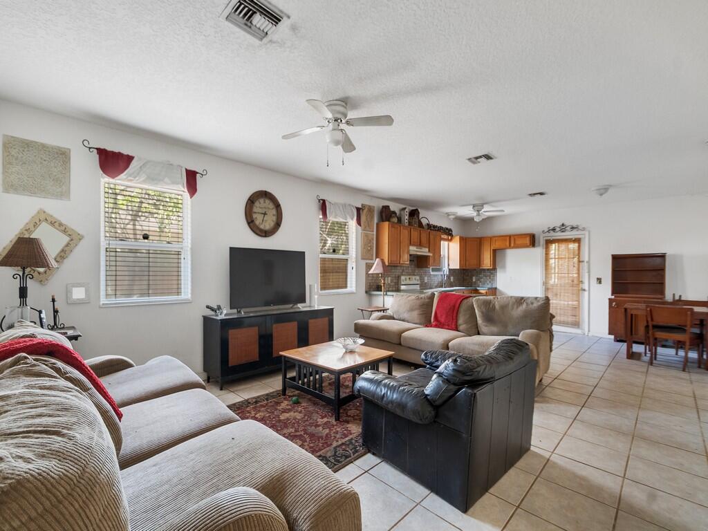PINE TREE PARK UNIT NO 4 - Residential