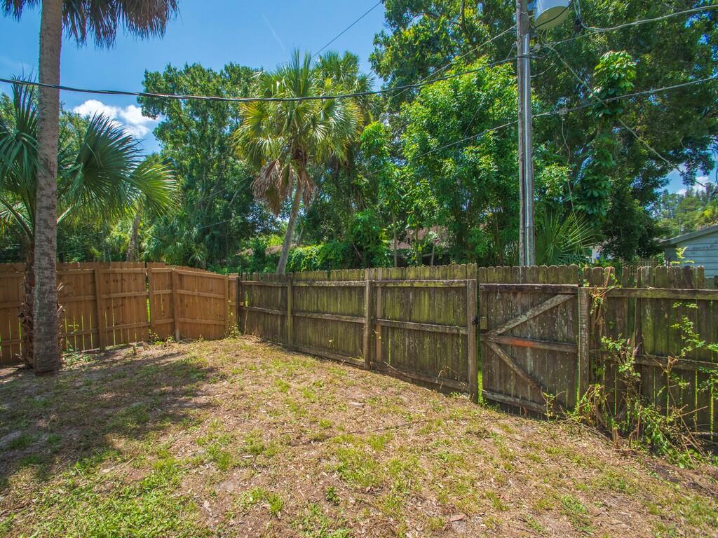 PINE TREE PARK UNIT NO 4 - Residential