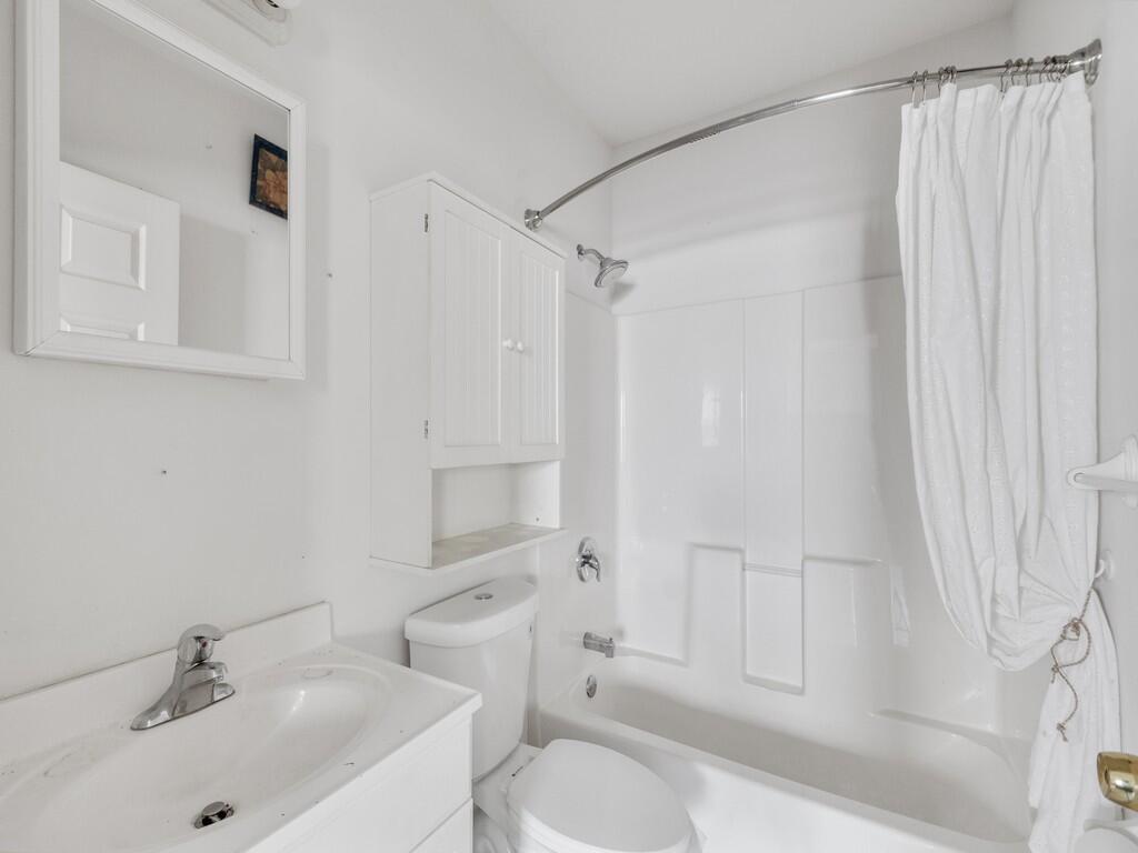 PINE TREE PARK UNIT NO 4 - Residential