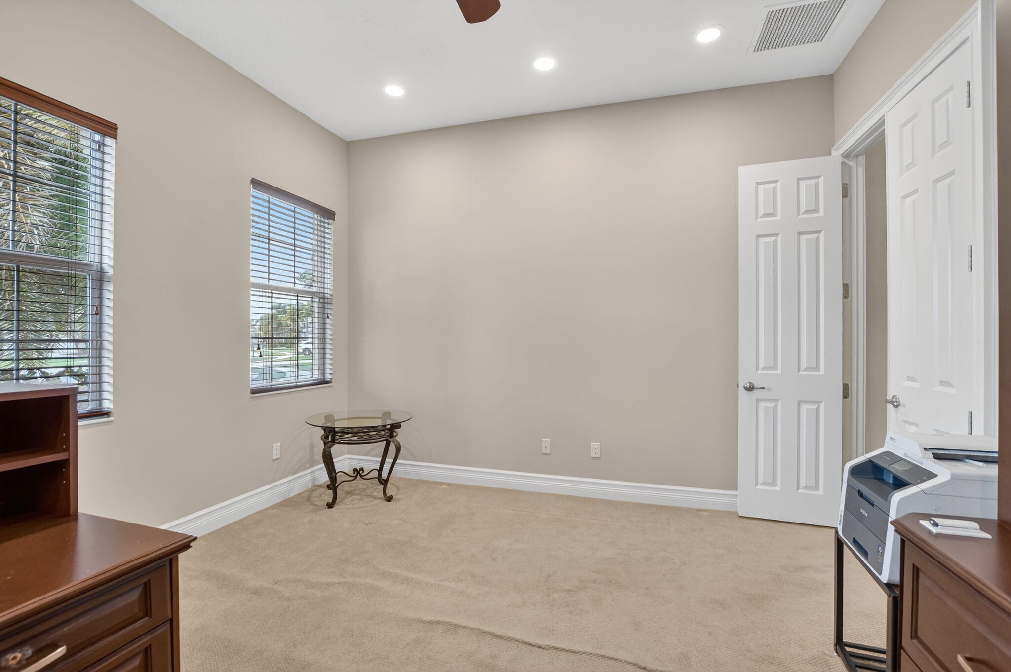 VALENCIA COVE - Residential
