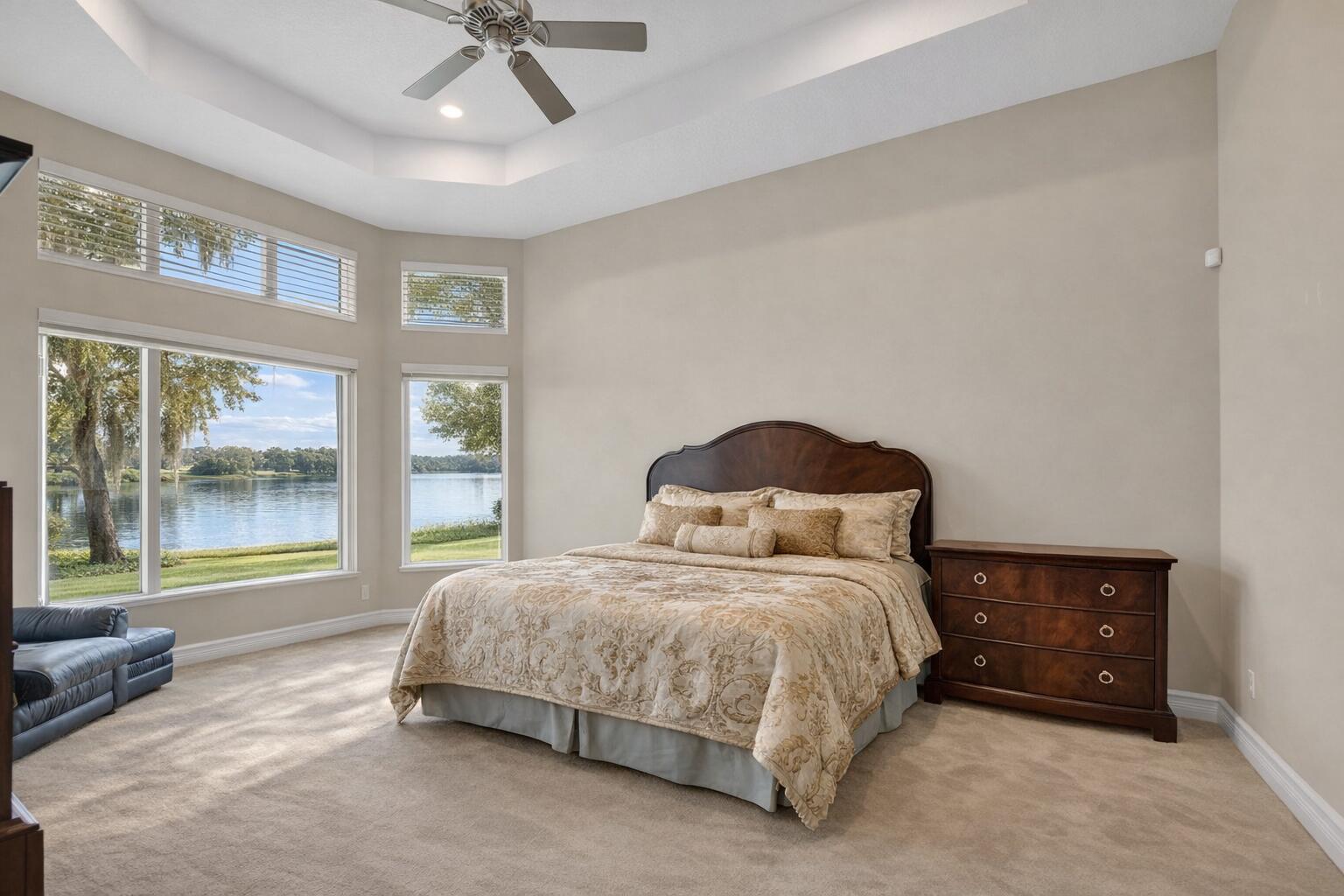 VALENCIA COVE - Residential