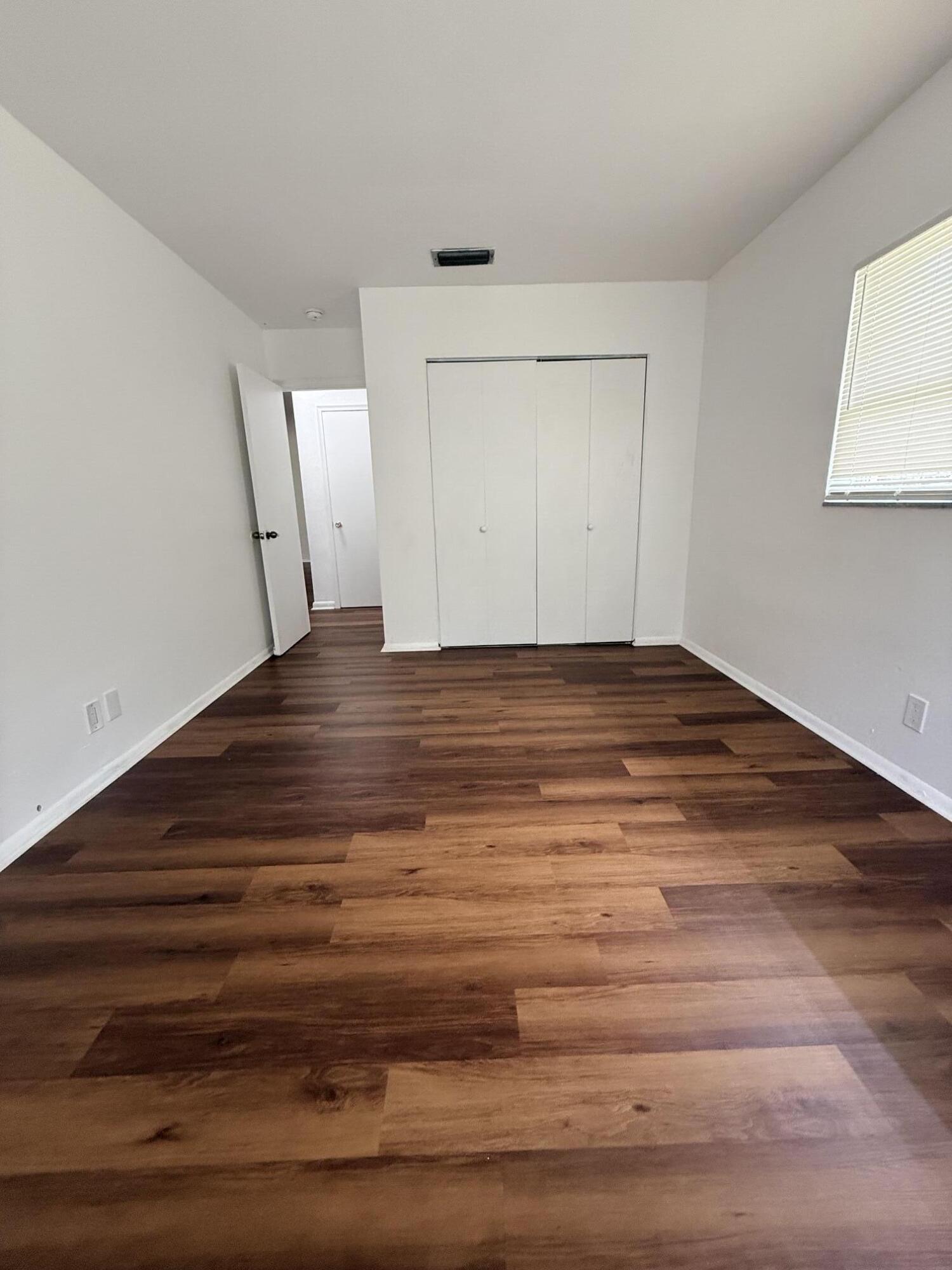ORIOLE ESTATES SEC 8 - Residential Lease