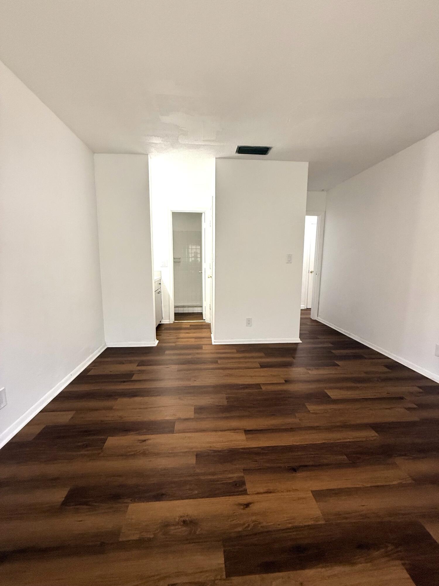 ORIOLE ESTATES SEC 8 - Residential Lease