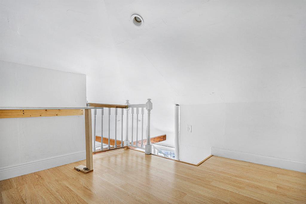OCEAN PARK H W ROBBINS - Residential Income