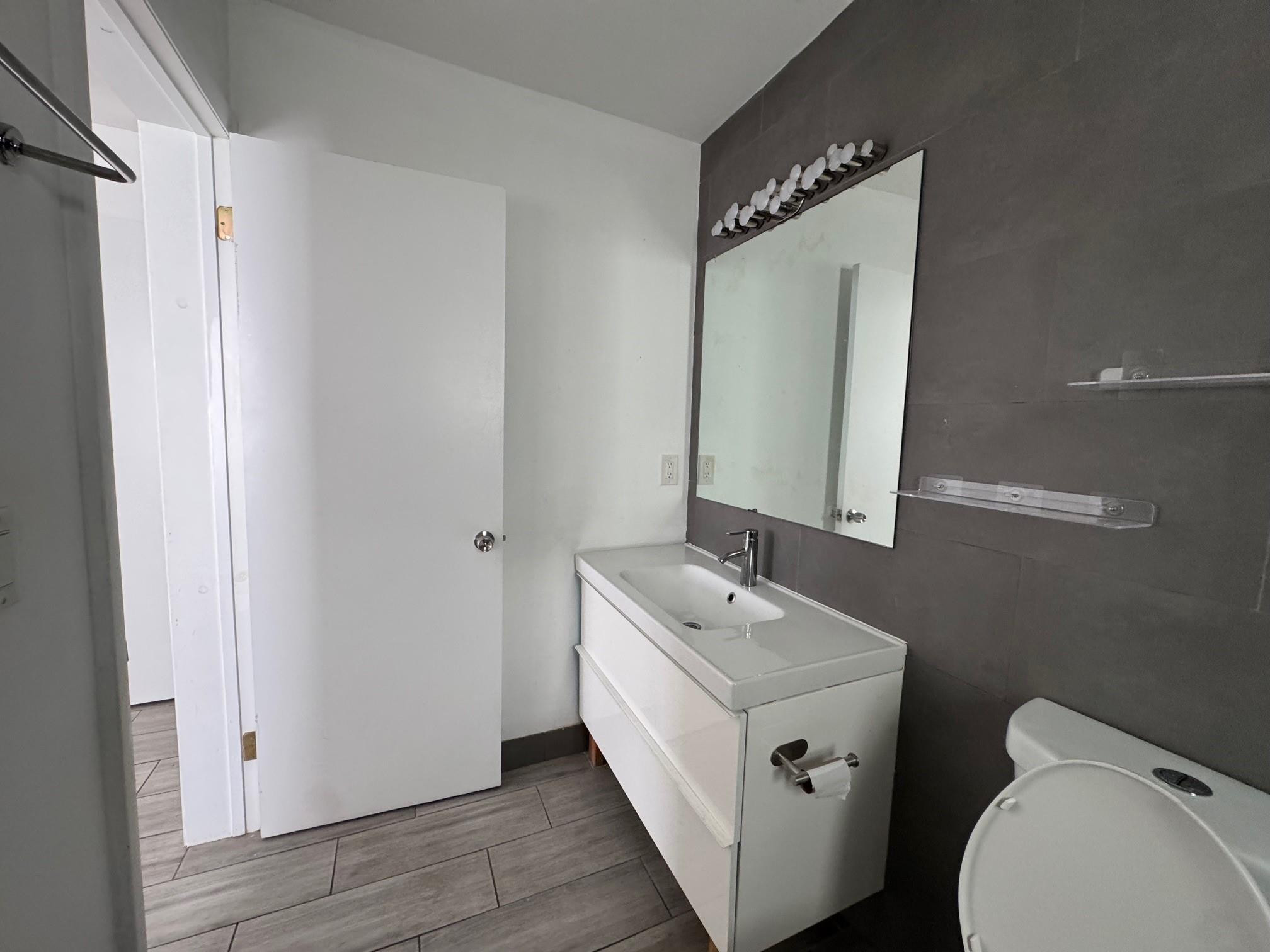 ALTOS DEL MAR NO 3 - Residential Lease