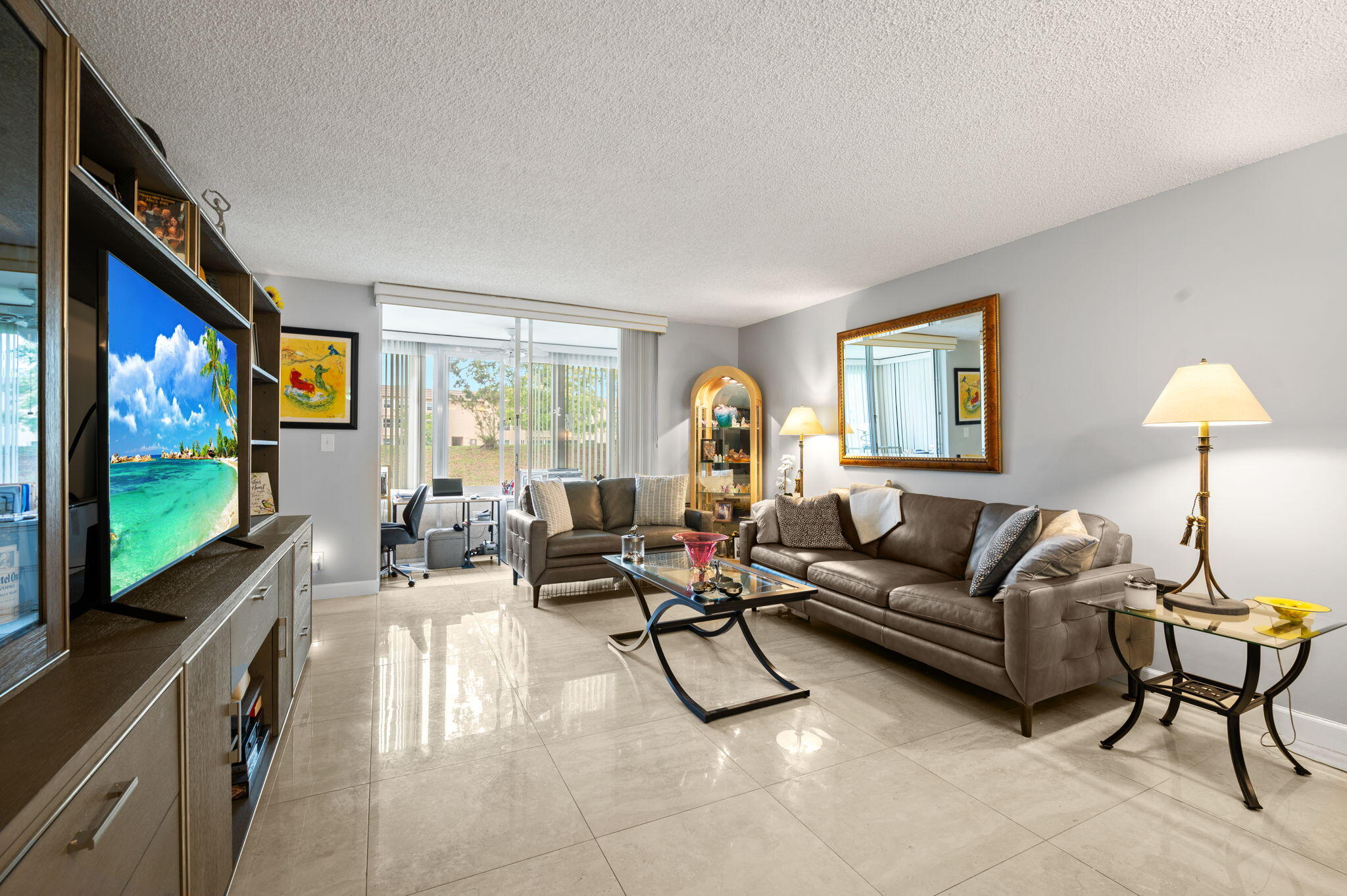 SUNRISE LAKES 100 CONDO - Residential