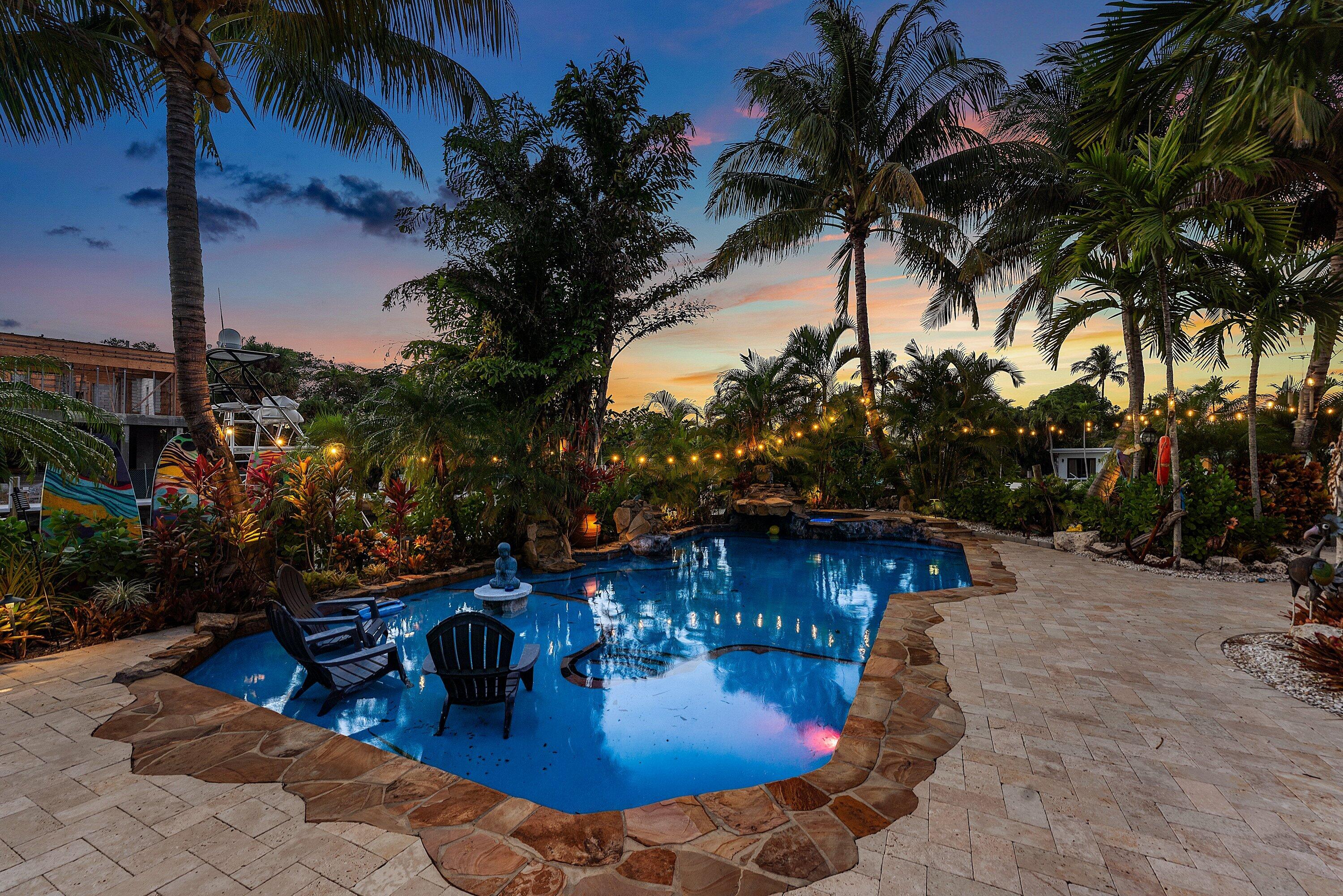 CORAL KEY VILLAS 5TH SEC - Residential