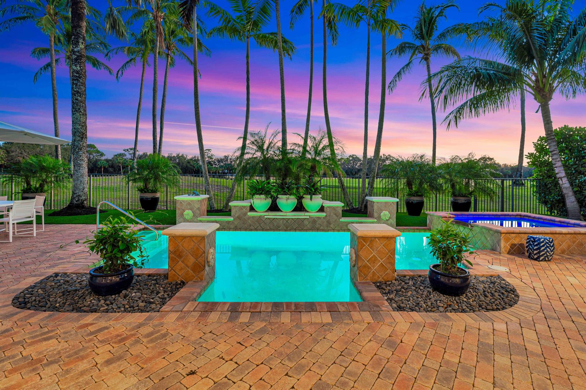 OLD PALM 2 - Residential