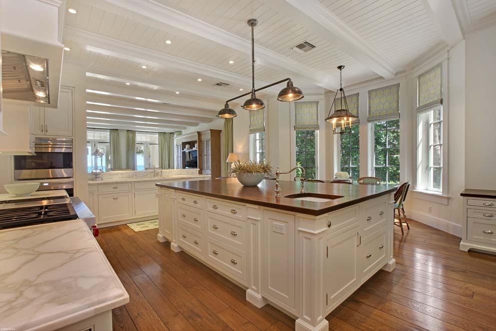 PALM BEACH SHORE ACRES - Residential