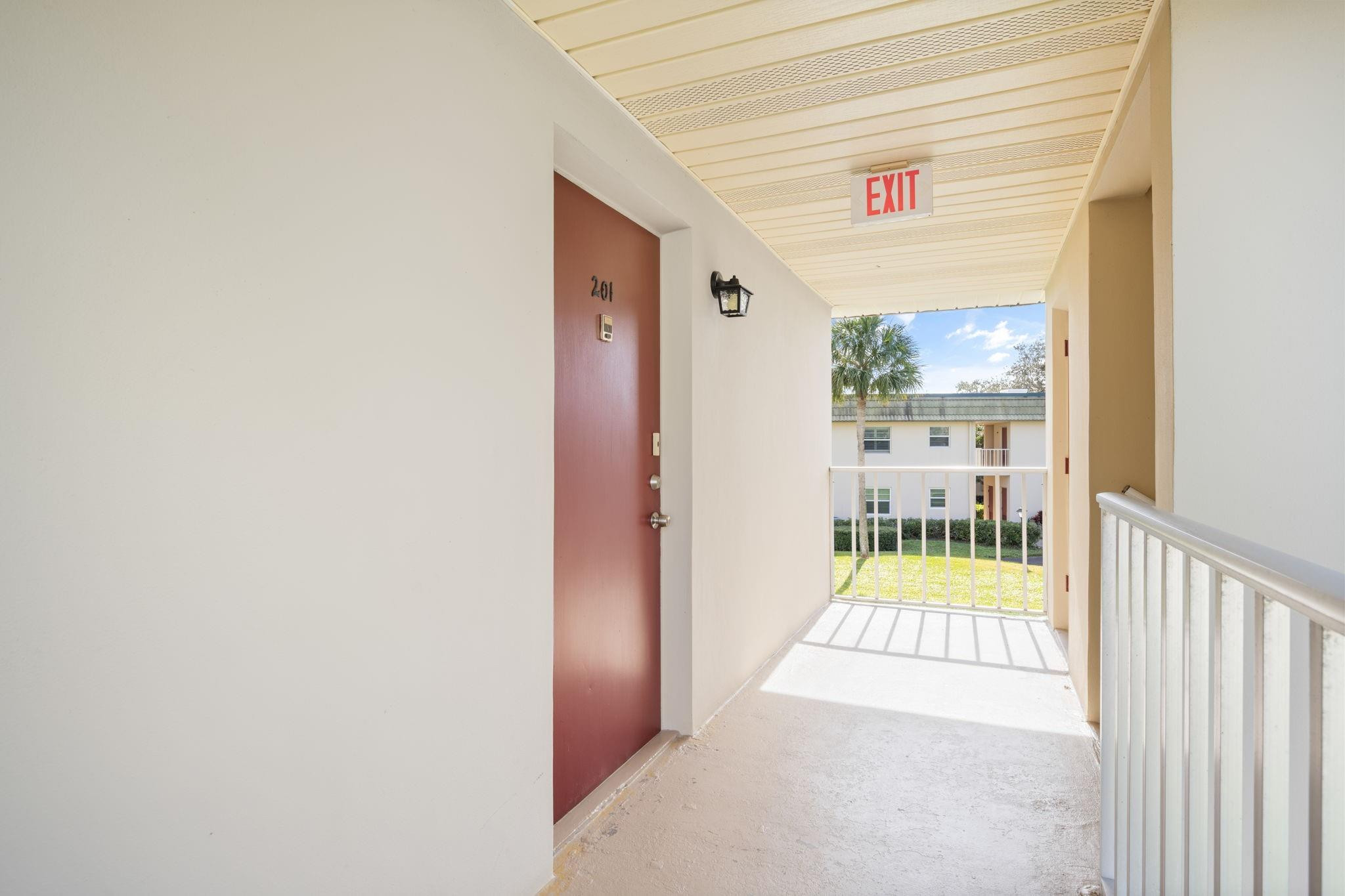 VISTA GARDENS F/K/A VISTA ROYALE GARDENS - Residential