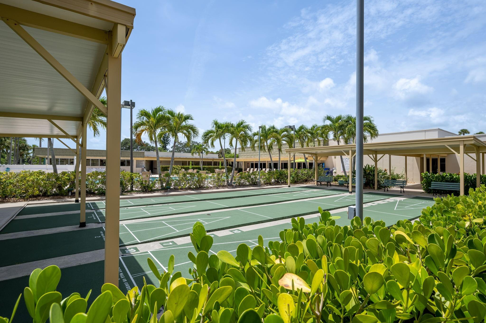 VISTA GARDENS F/K/A VISTA ROYALE GARDENS - Residential
