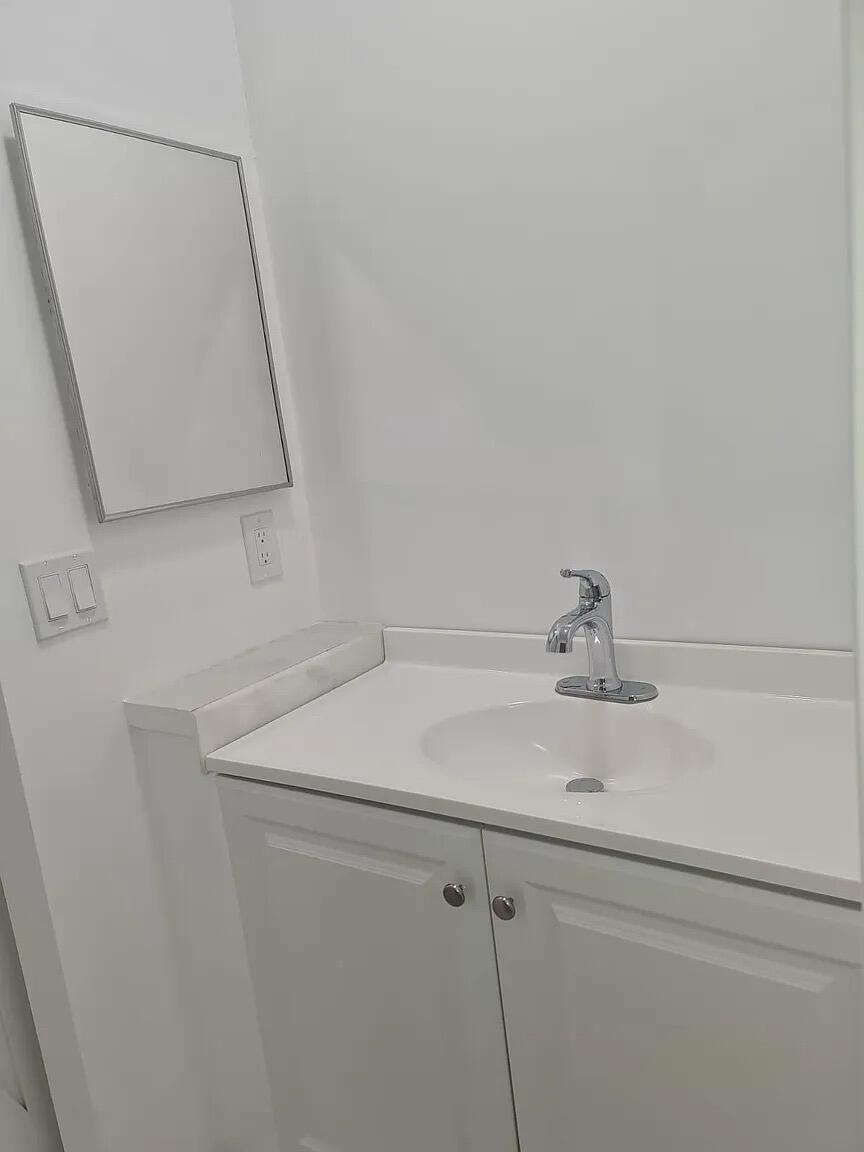 LUCERNE POINTE ONE,TWO,THREE FOUR,SEVEN,EIGHT,NINE - Residential Lease