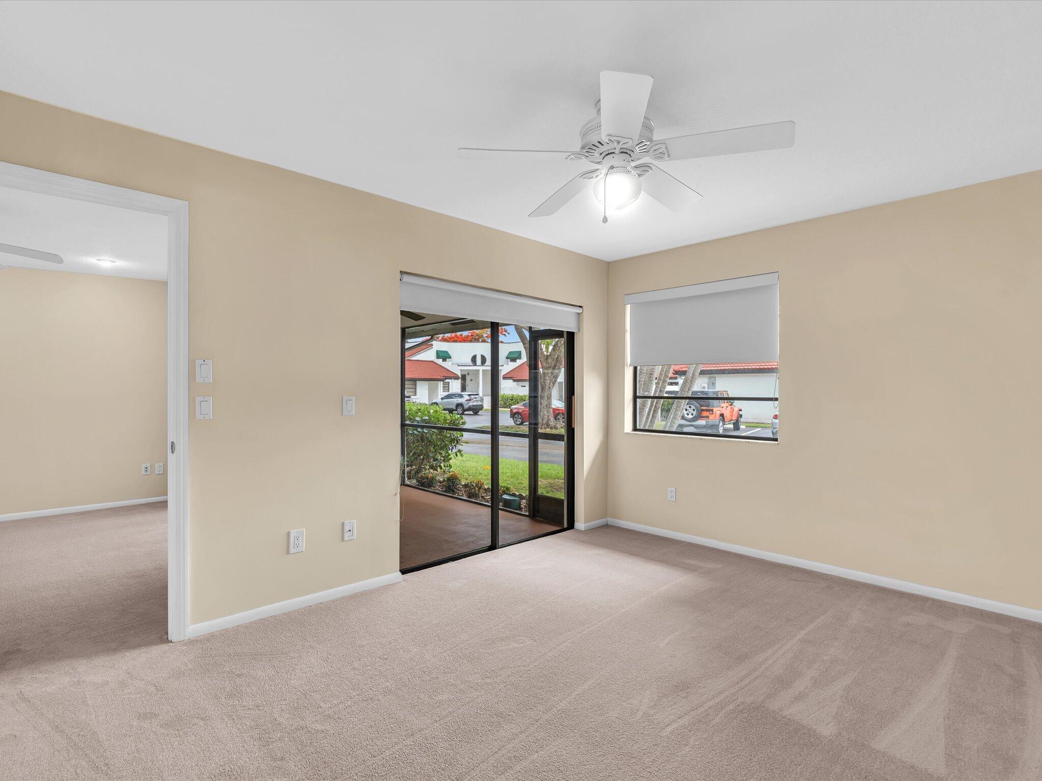 YORKVILLE - Residential Lease