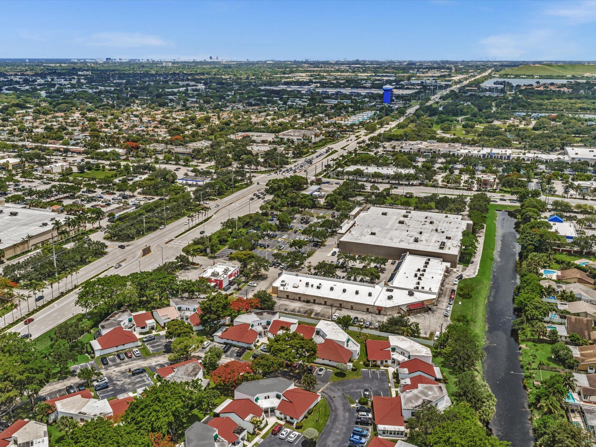 YORKVILLE - Residential Lease