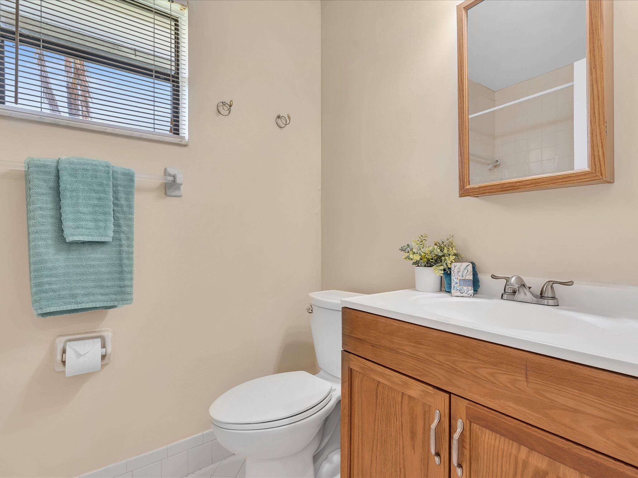 YORKVILLE - Residential Lease