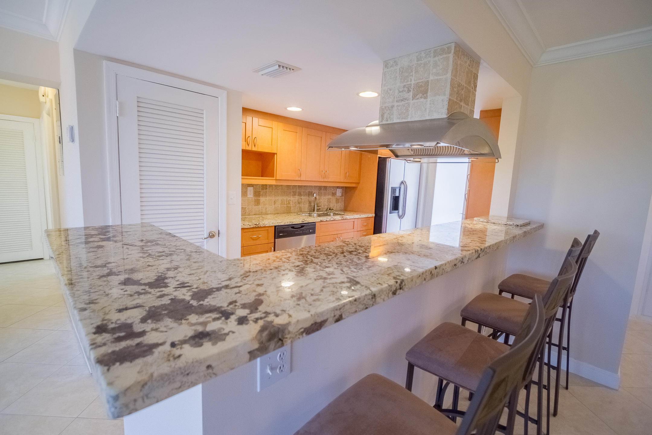 FAIRWAYS CONDO - Residential