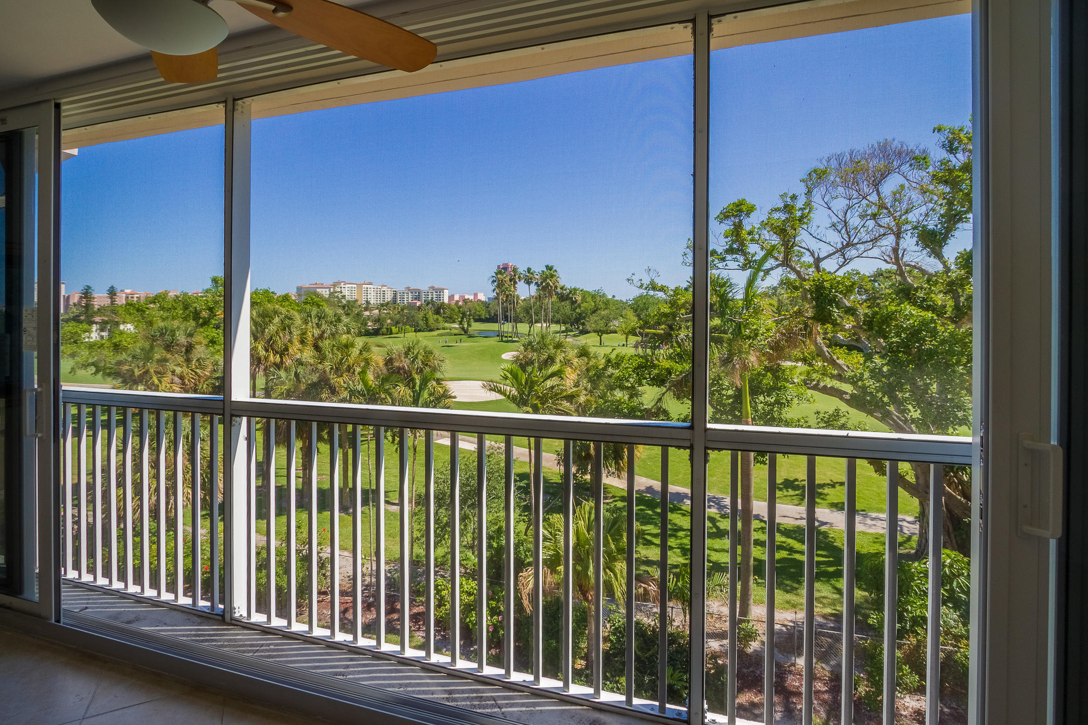 FAIRWAYS CONDO - Residential