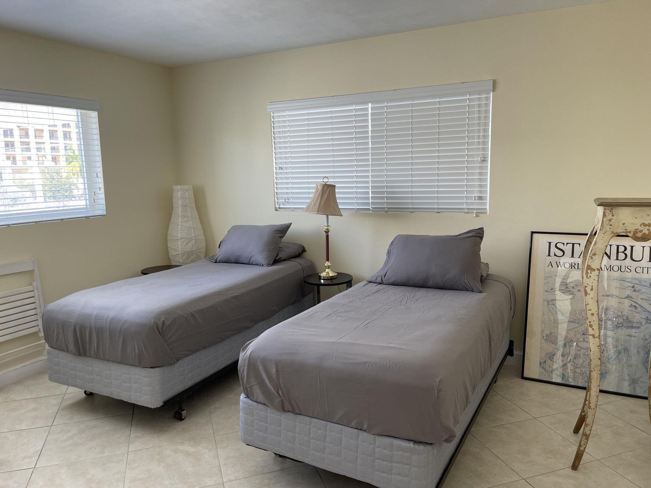 FAIRWAYS CONDO - Residential