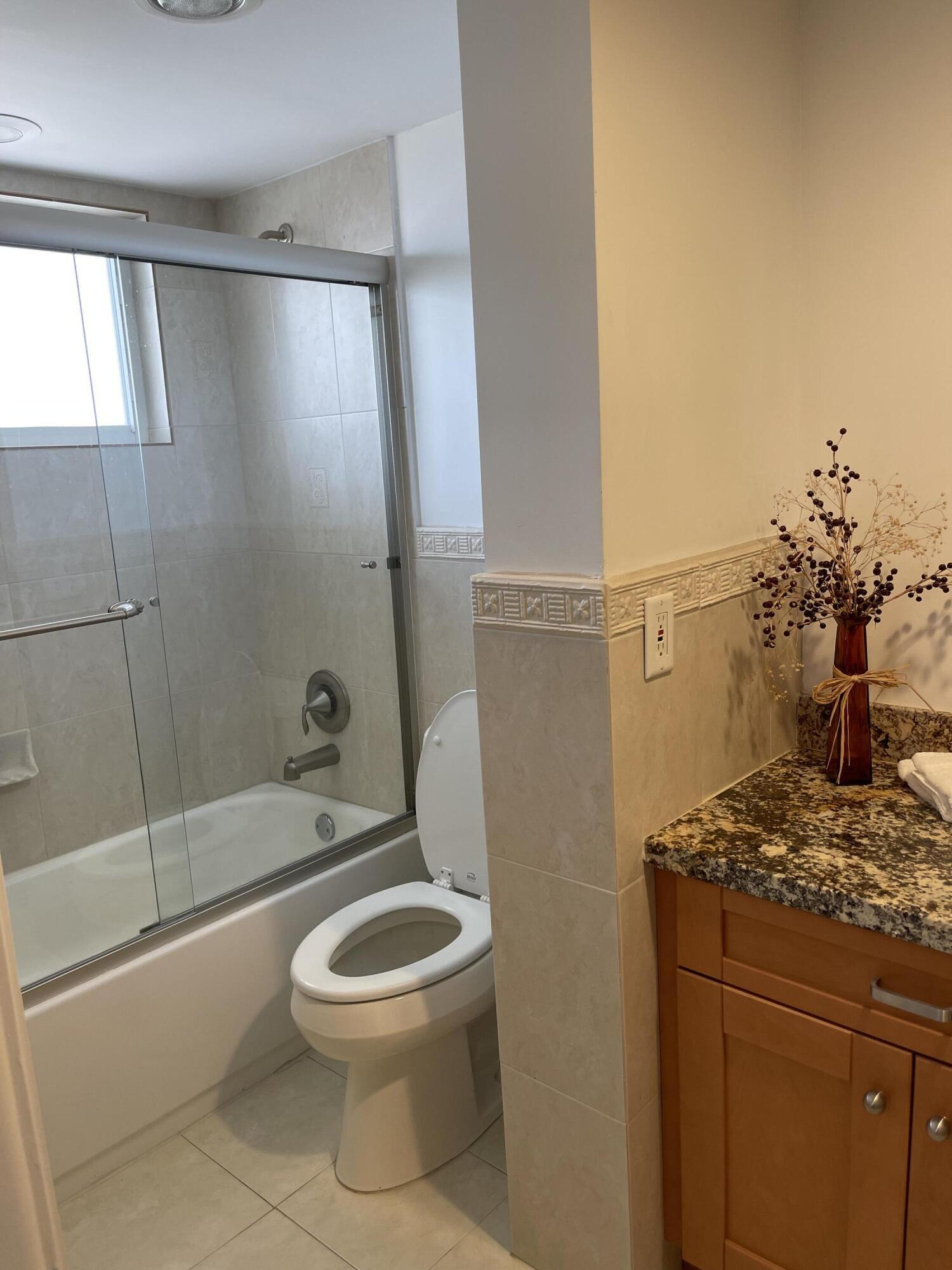 FAIRWAYS CONDO - Residential