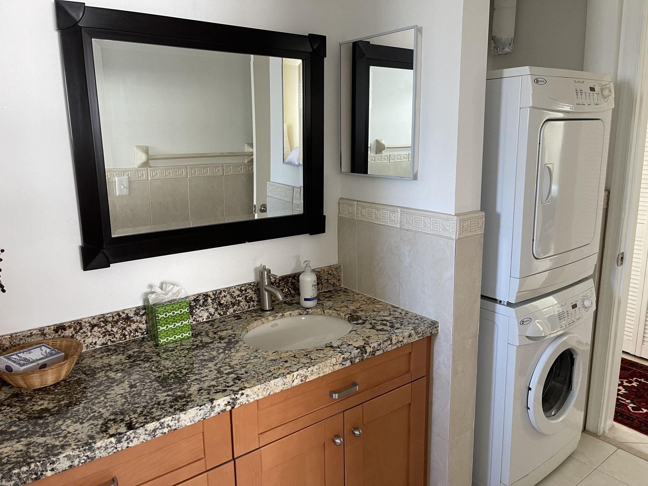 FAIRWAYS CONDO - Residential