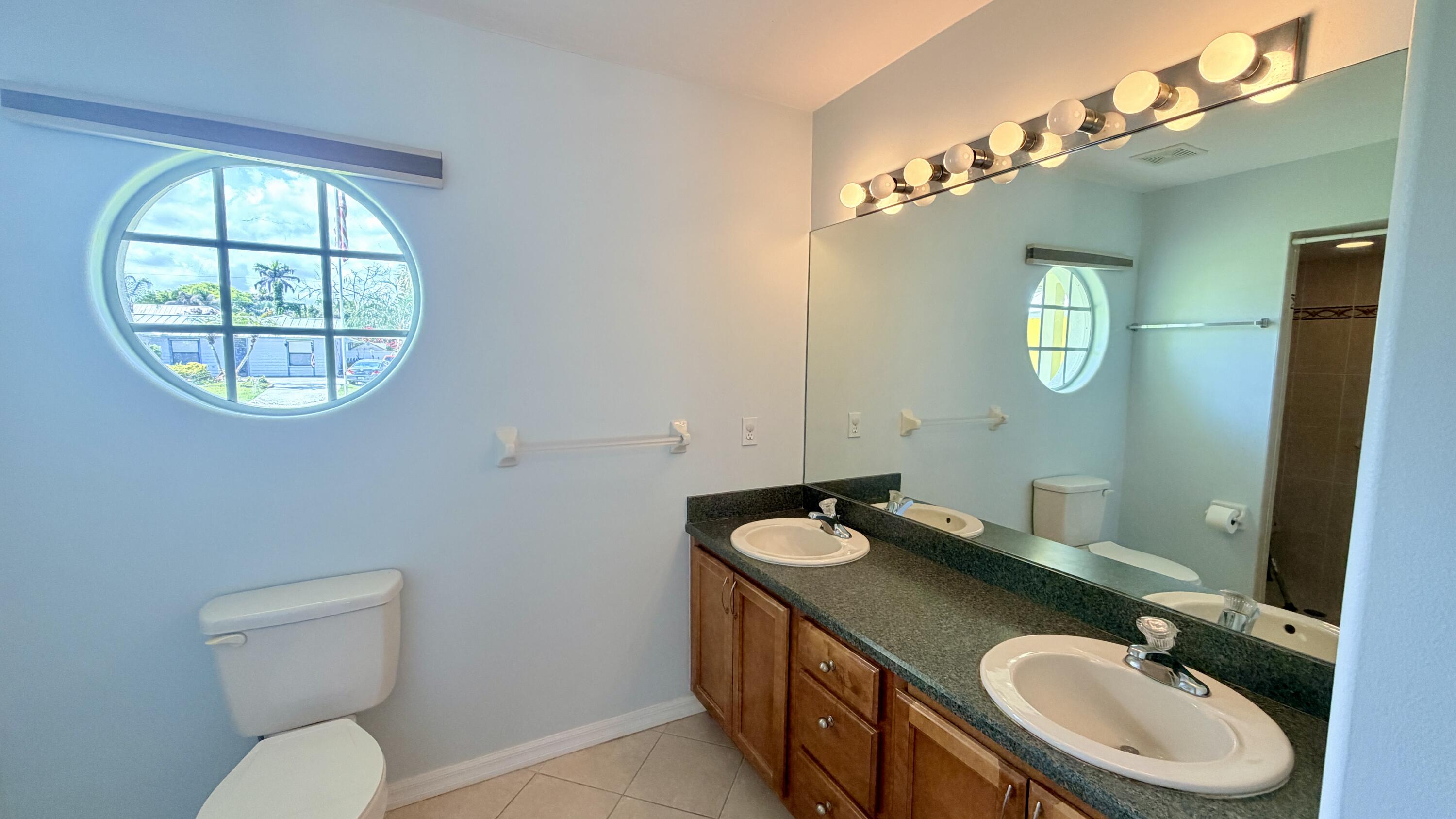 SEBASTIAN HIGHLANDS UNIT 17 - Residential
