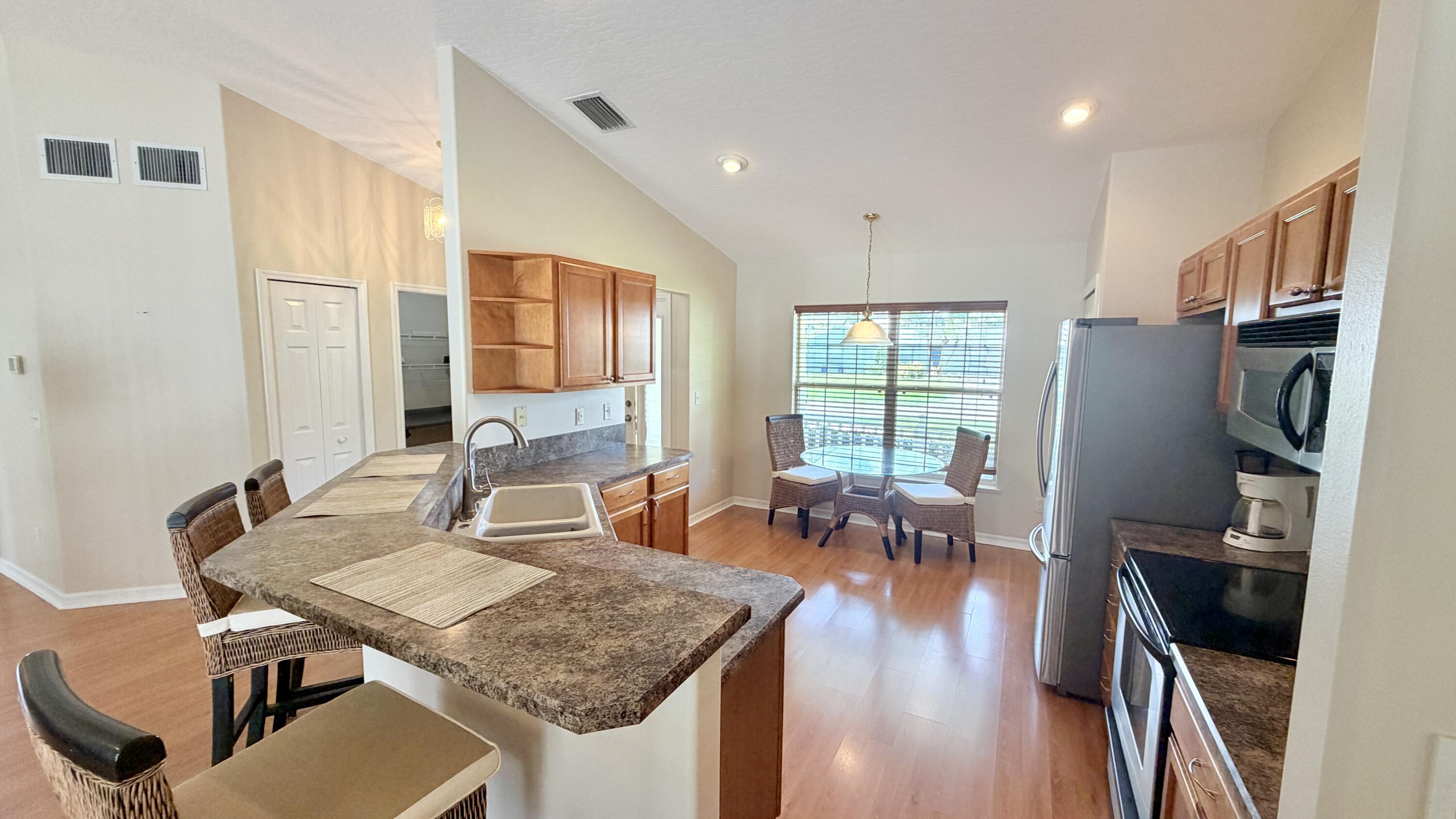 SEBASTIAN HIGHLANDS UNIT 17 - Residential