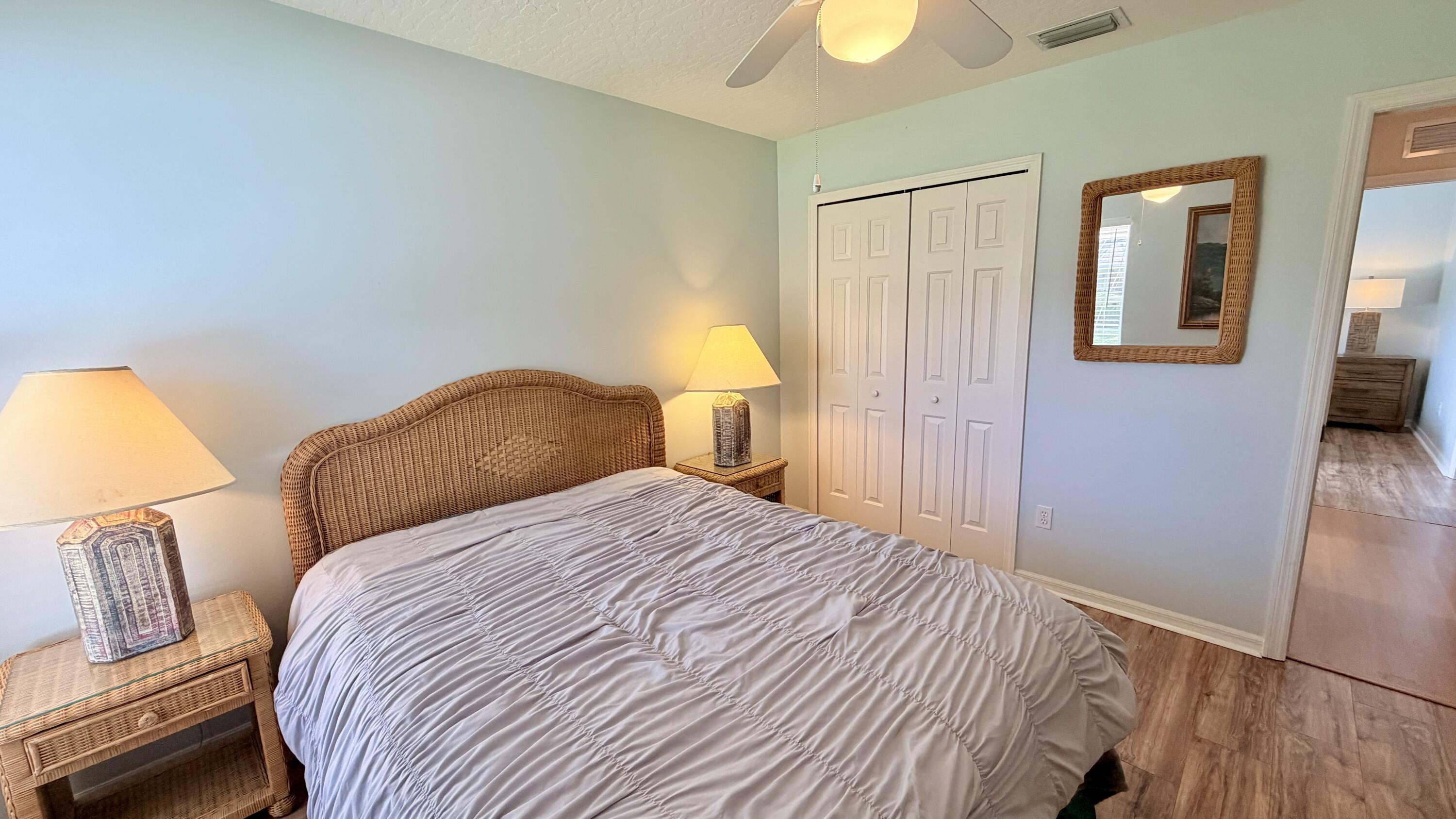 SEBASTIAN HIGHLANDS UNIT 17 - Residential