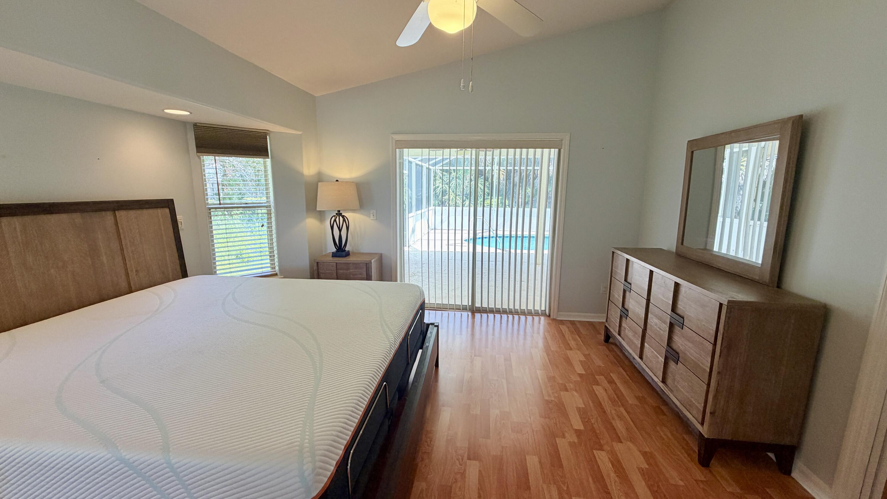 SEBASTIAN HIGHLANDS UNIT 17 - Residential
